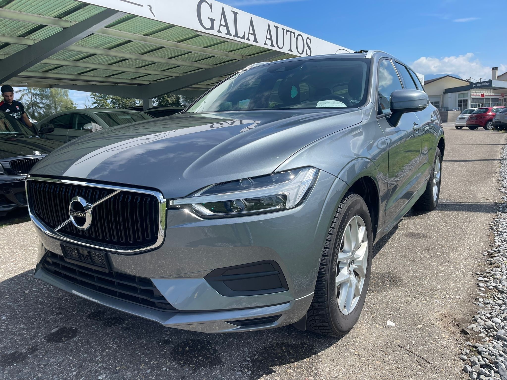 VOLVO XC60 D4 AWD Momentum Geartronic