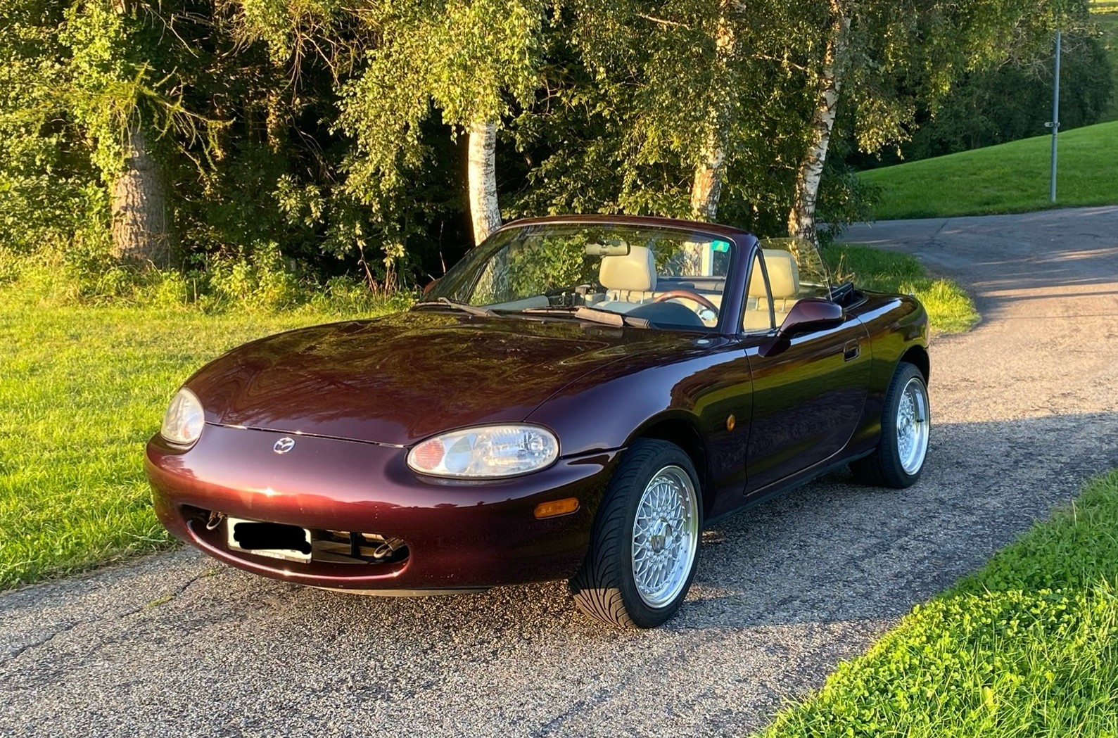 MAZDA MX-5 1.8i-16 Youngster