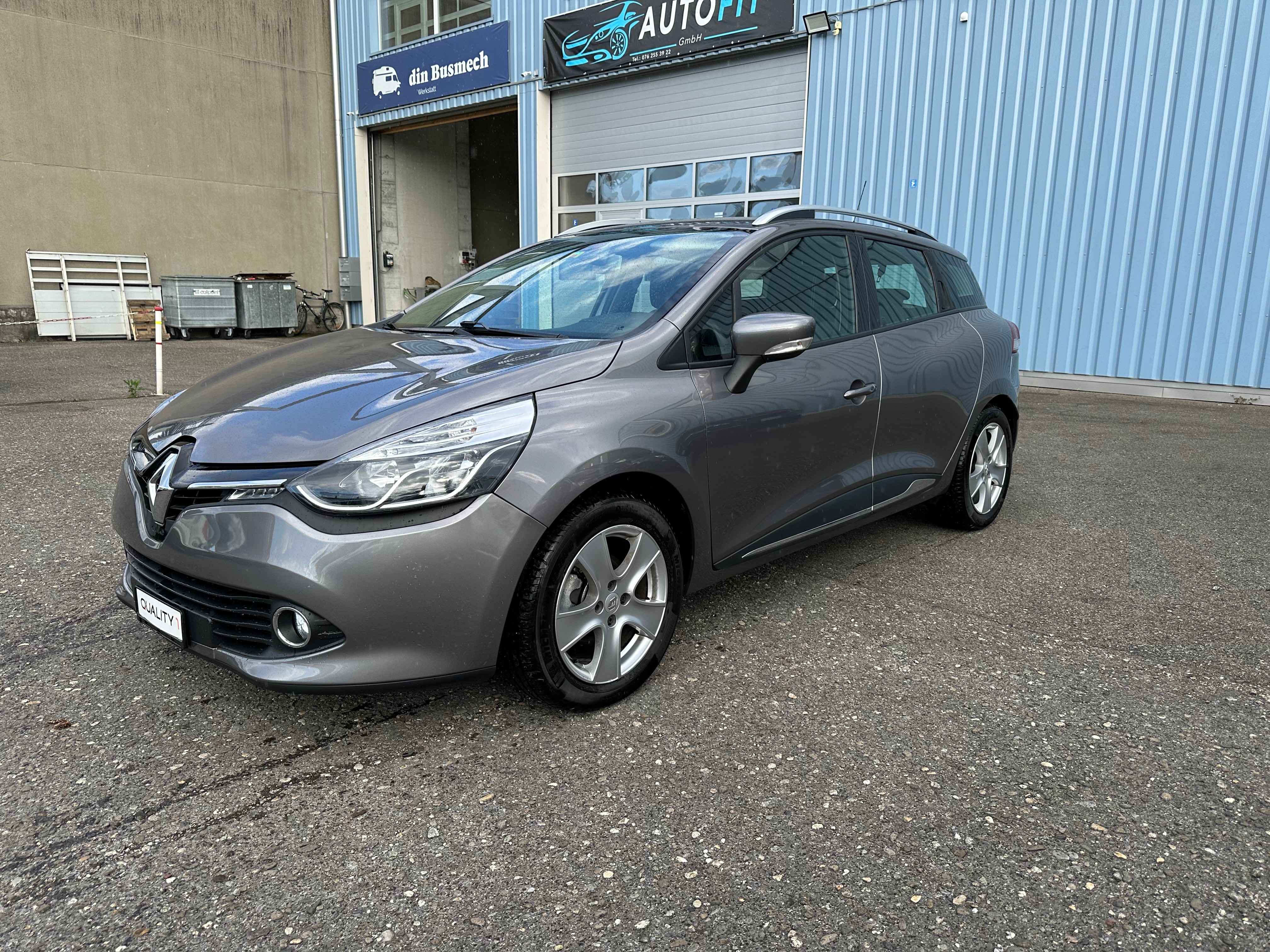 RENAULT Clio Grandtour 1.2 16V T Dynamique EDC