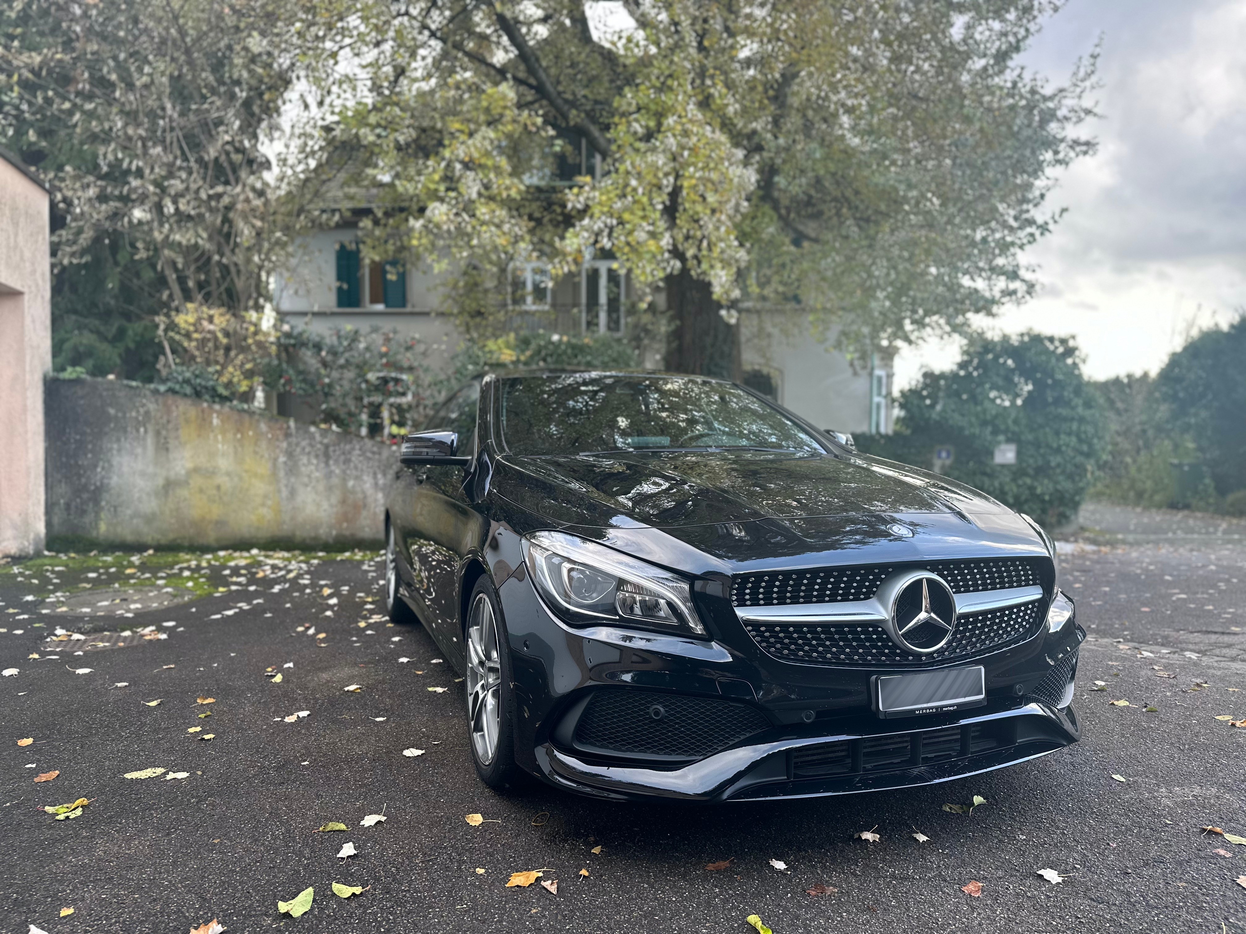 MERCEDES-BENZ CLA Shooting Brake 200 d AMG Line 4Matic 7G-DCT