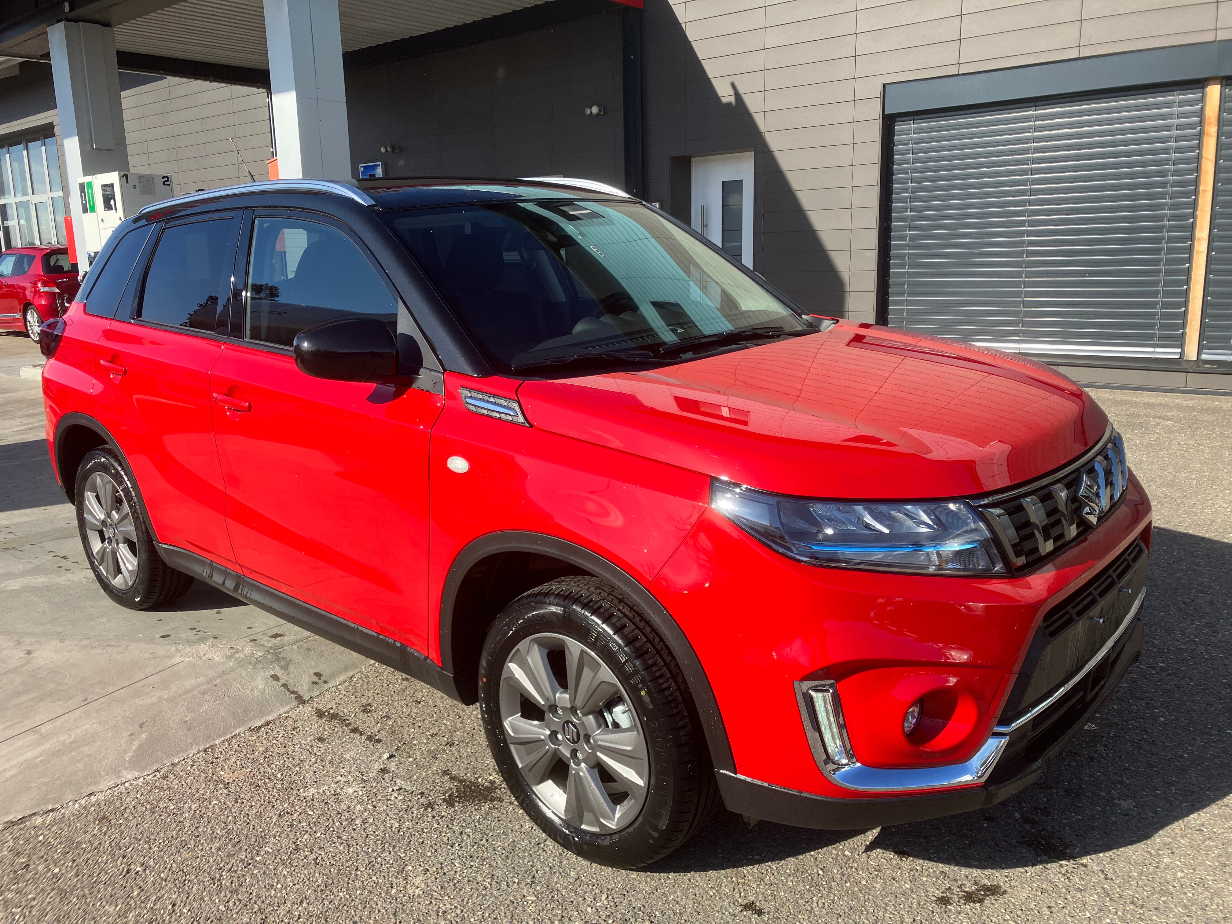 SUZUKI Vitara 1.5 Hybrid Compact + 4x4 AGS