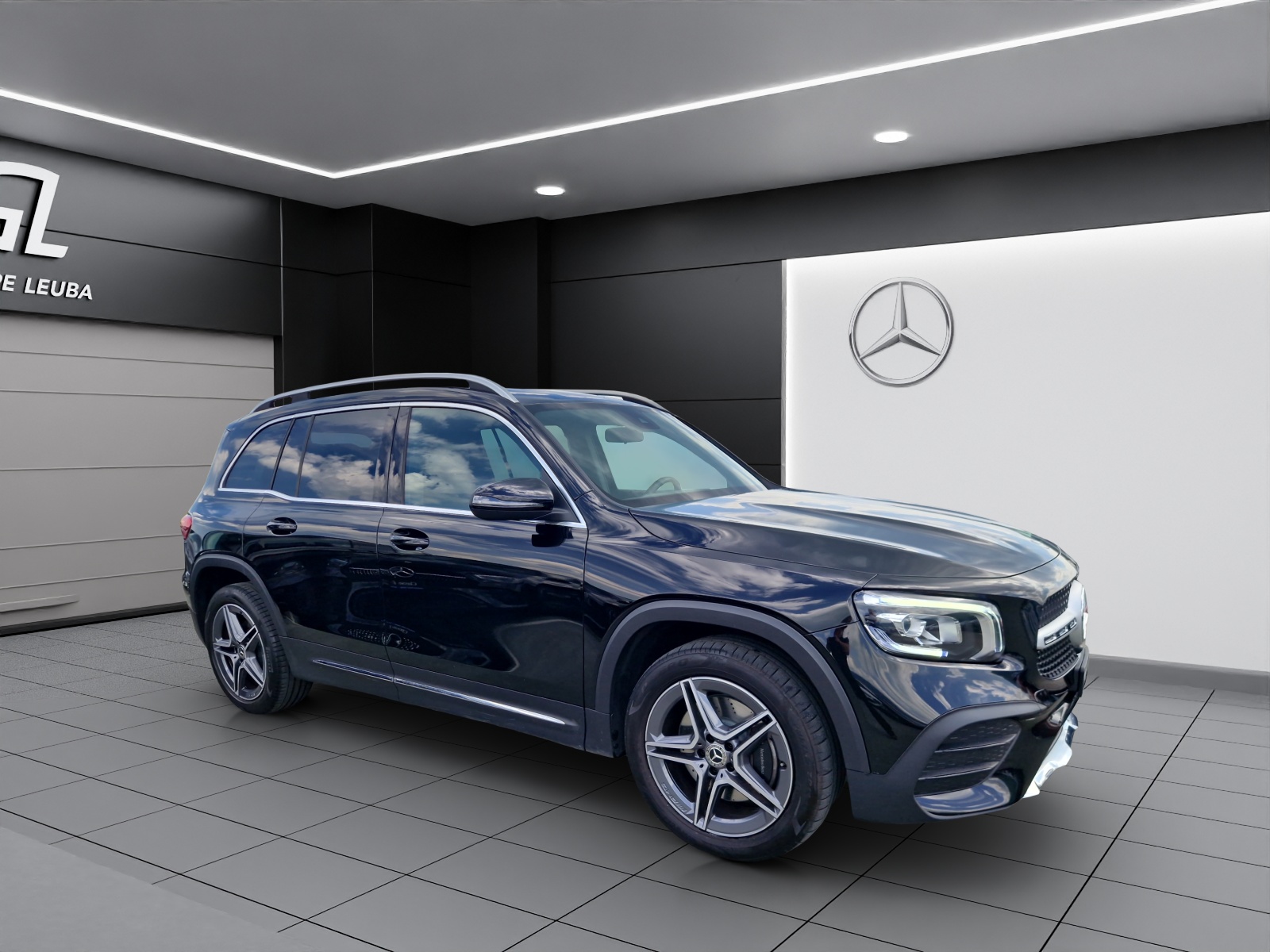 MERCEDES-BENZ GLB 250 AMG Line 4 MATIC