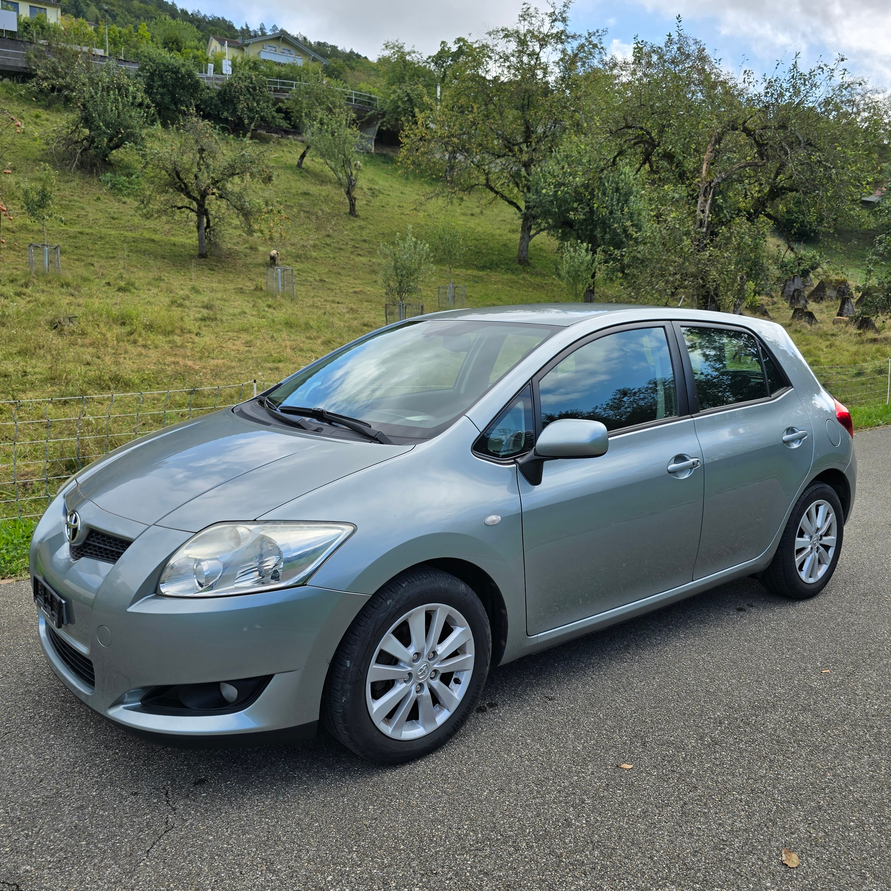 TOYOTA Auris 1.6 Linea Luna Multimode