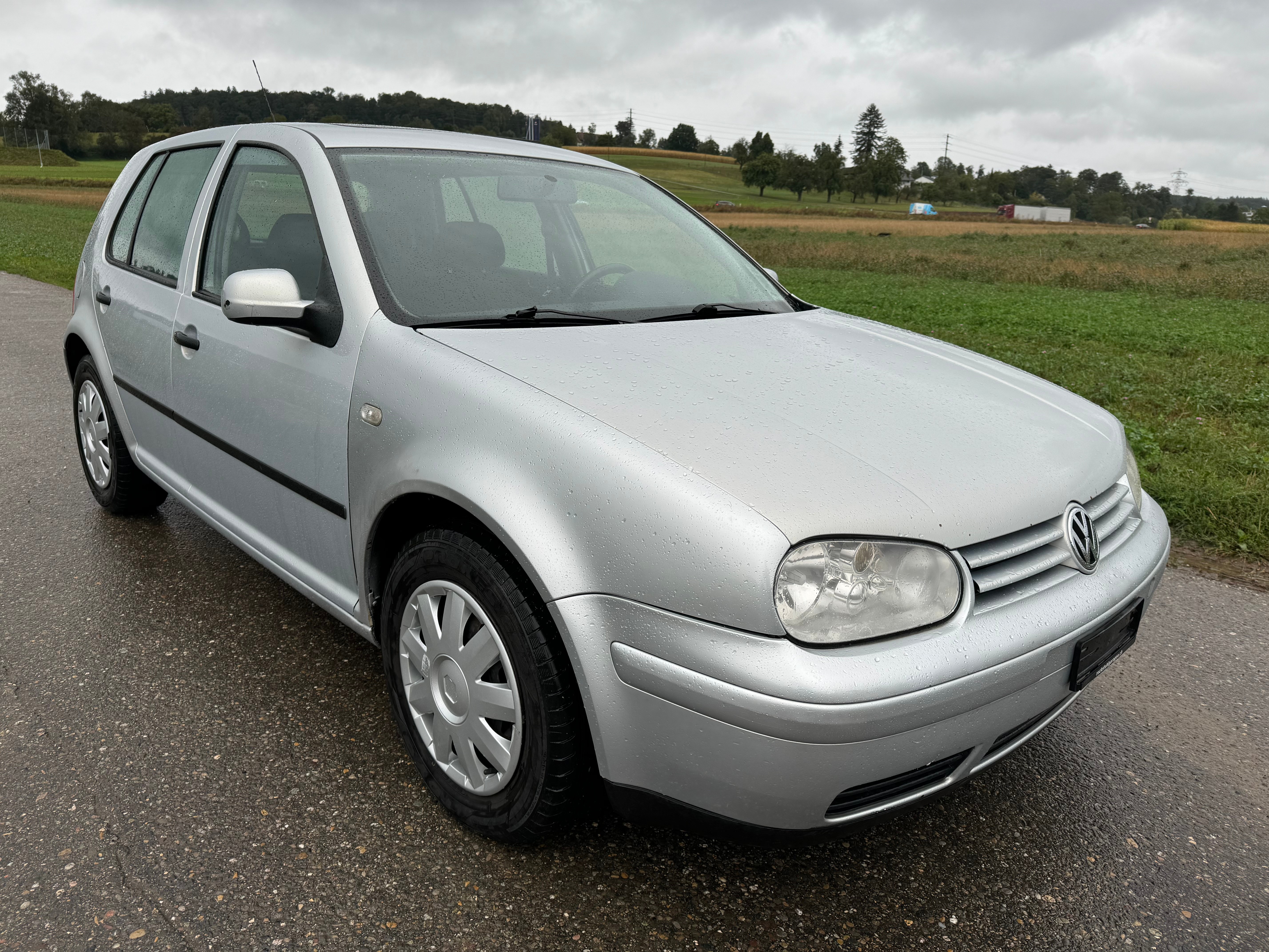 VW Golf 1.6