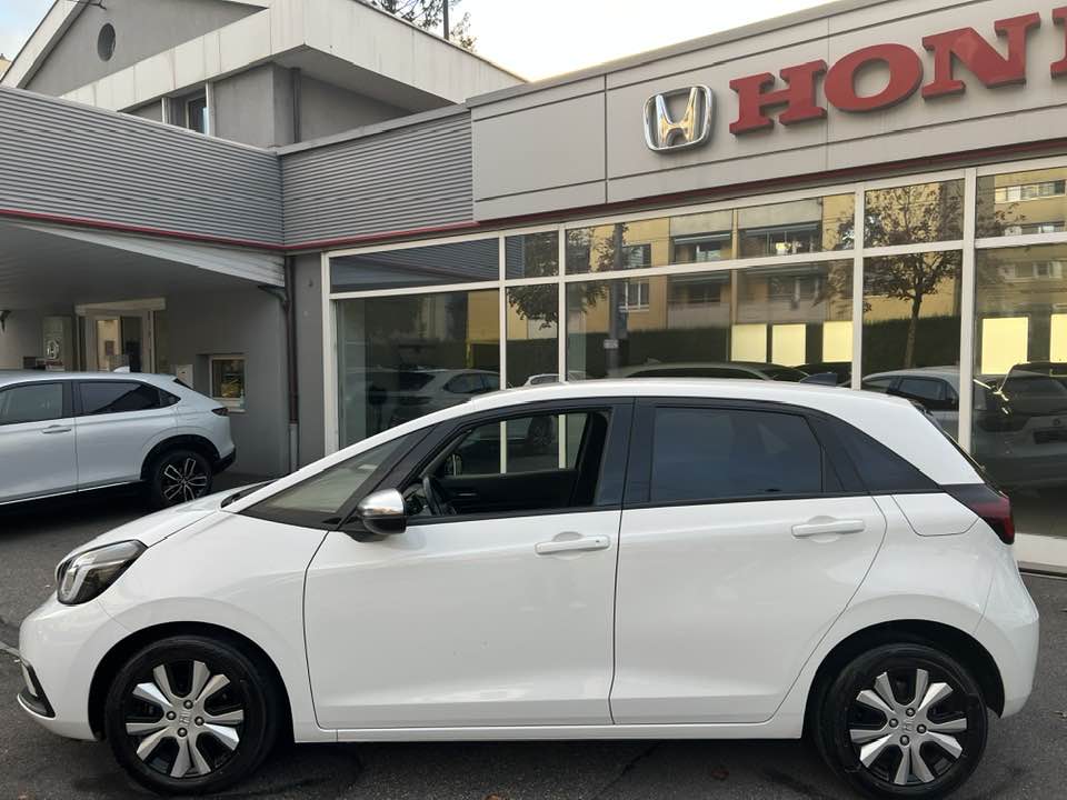 HONDA Jazz 1.5i-MMD Executive E-CVT