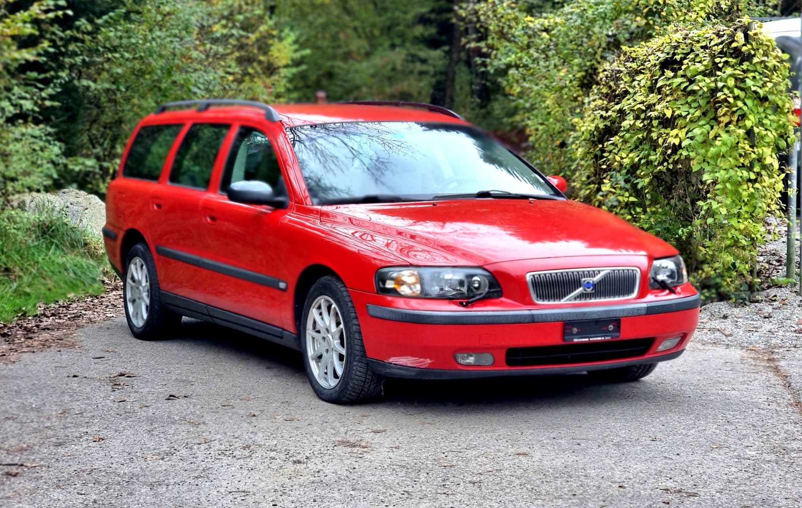 VOLVO V70 D5