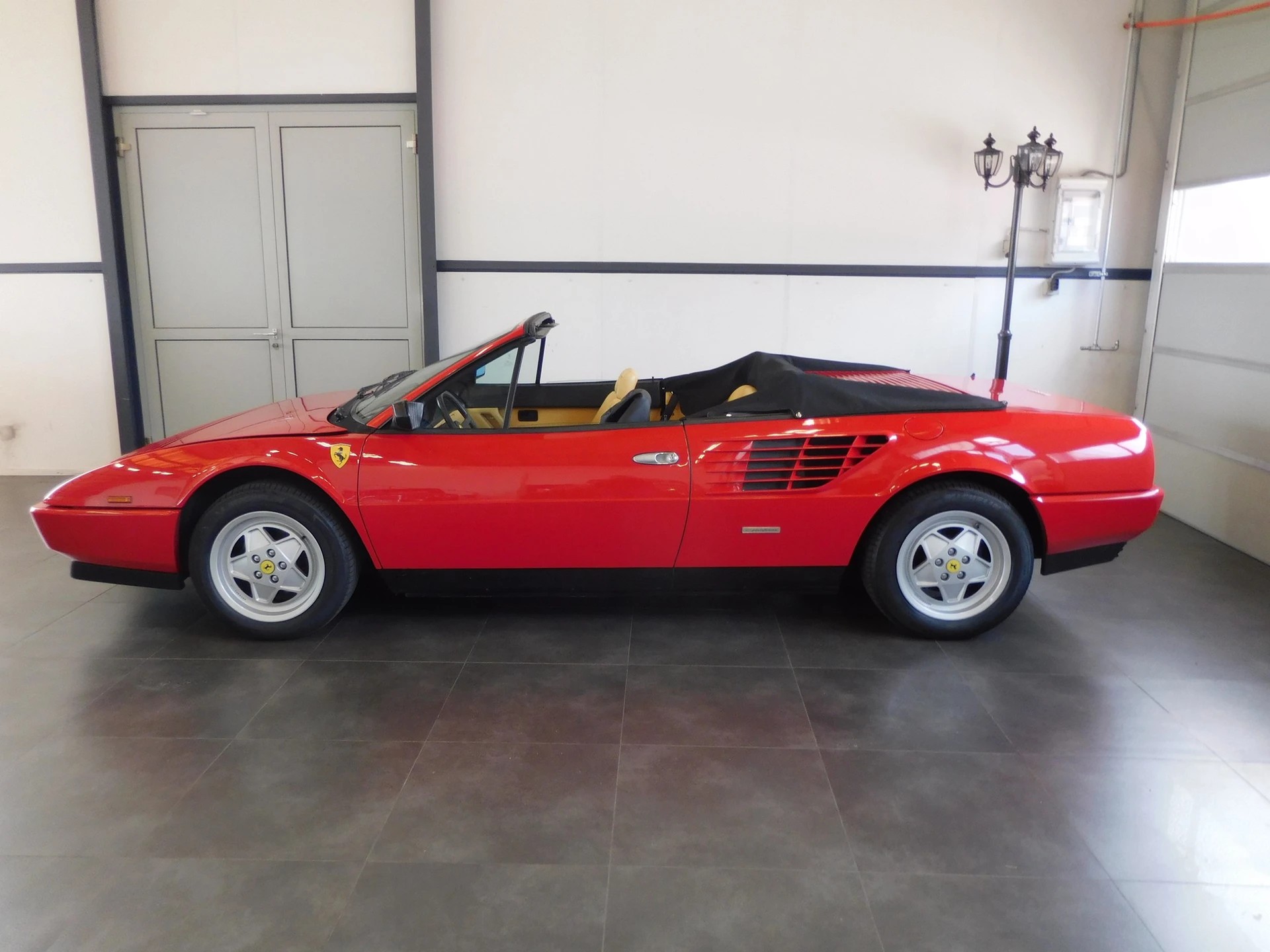 FERRARI Mondial 3.2 Cabriolet