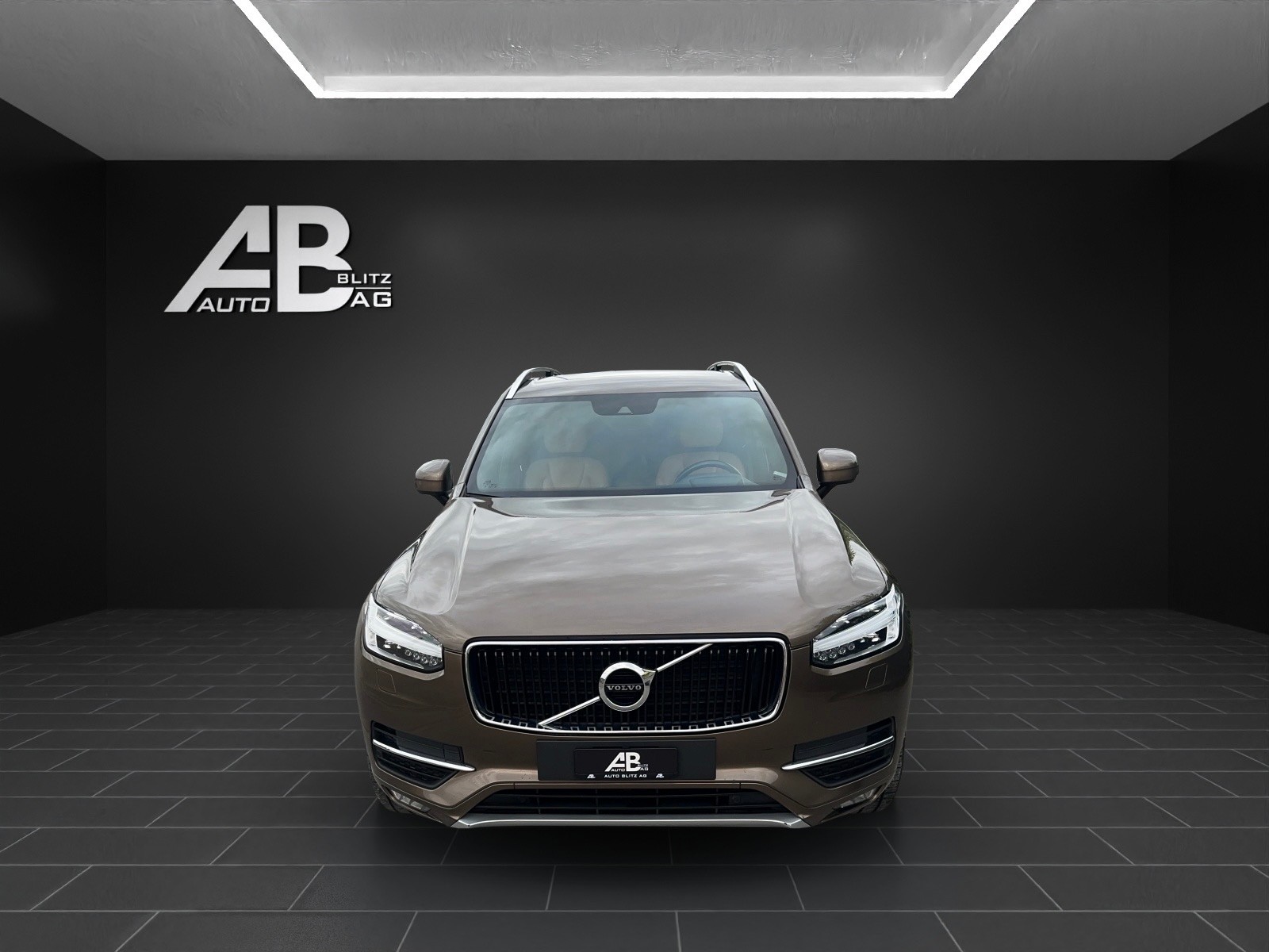 VOLVO XC90 D5 AWD Momentum Geartronic