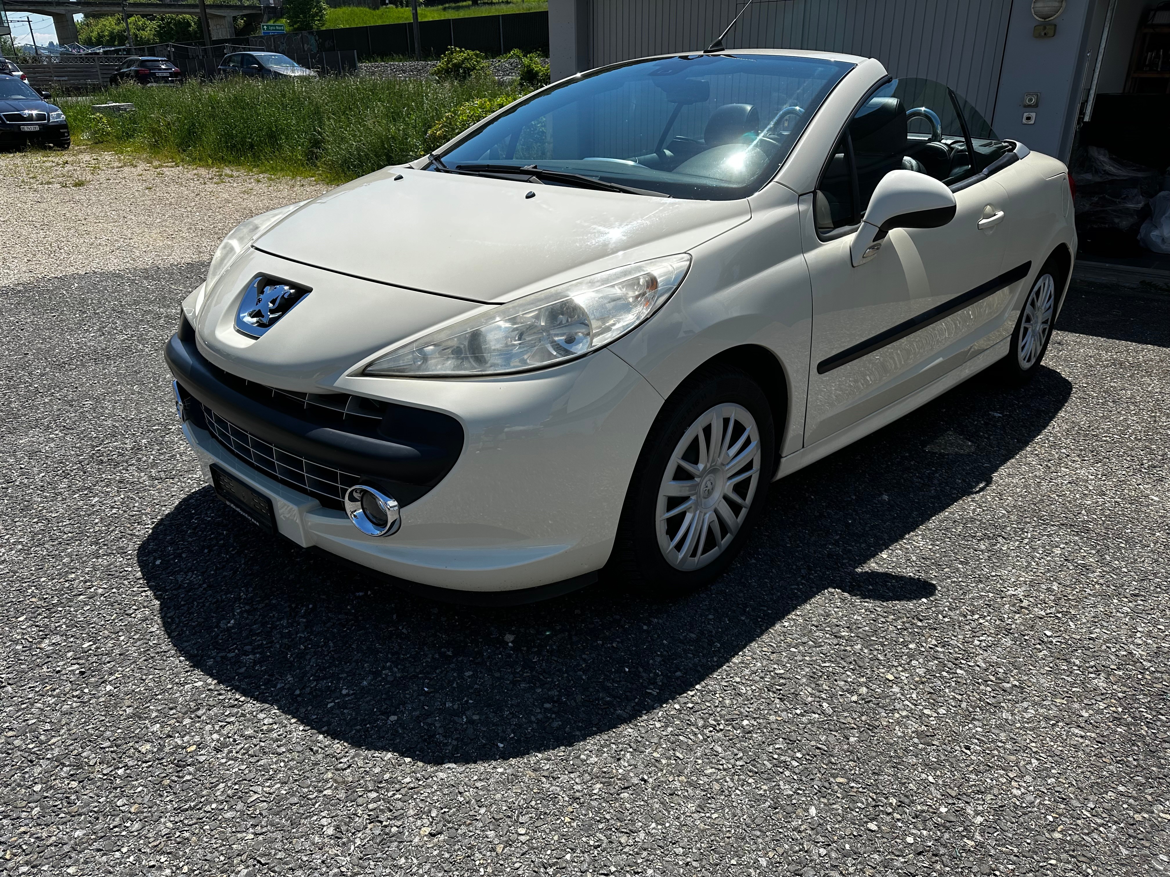 PEUGEOT 207 CC 1.6 16V Turbo Sport