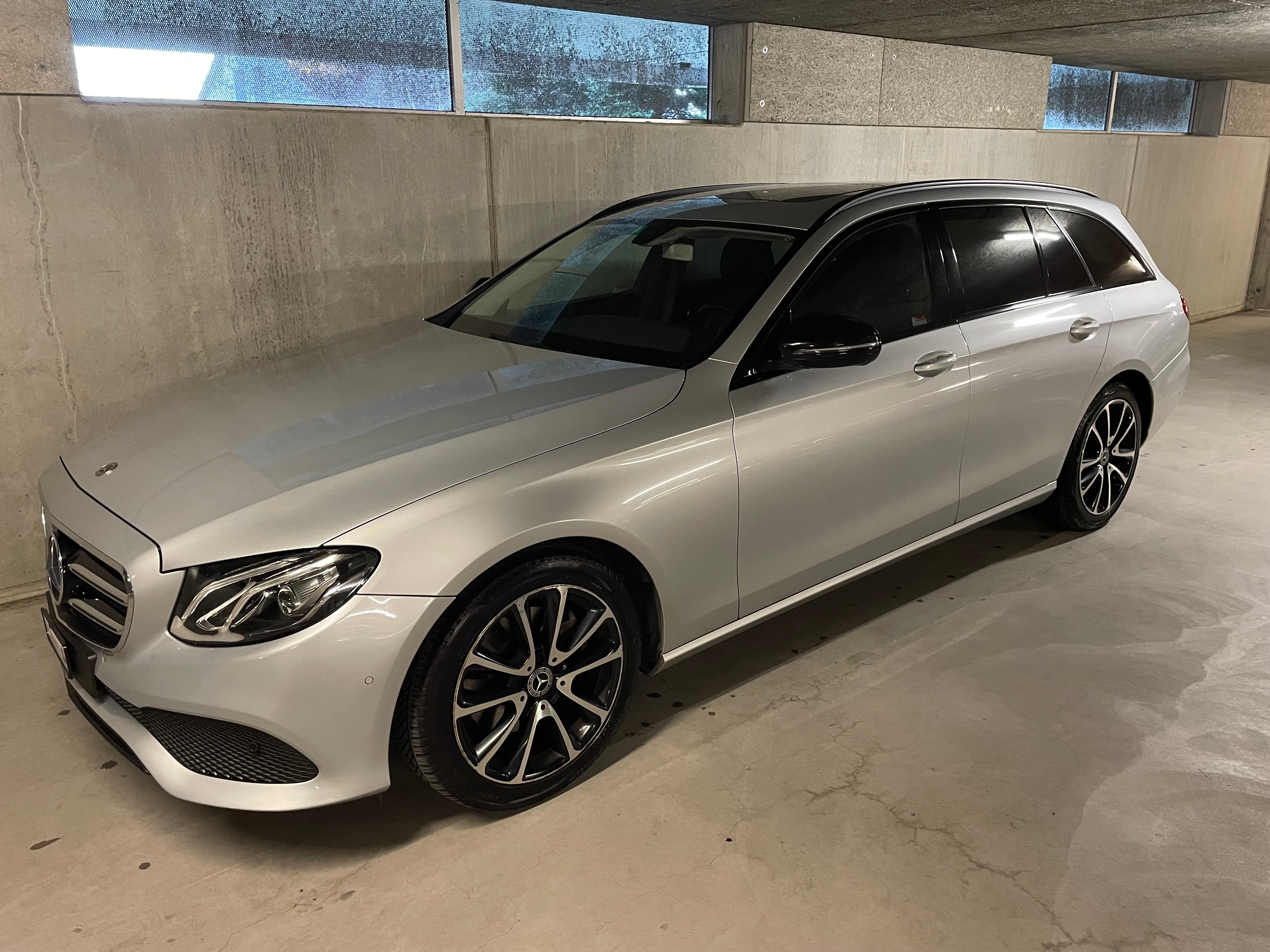 MERCEDES-BENZ MERCEDES-BENZ E 200 T 4Matic Avantgarde 9G-Tronic