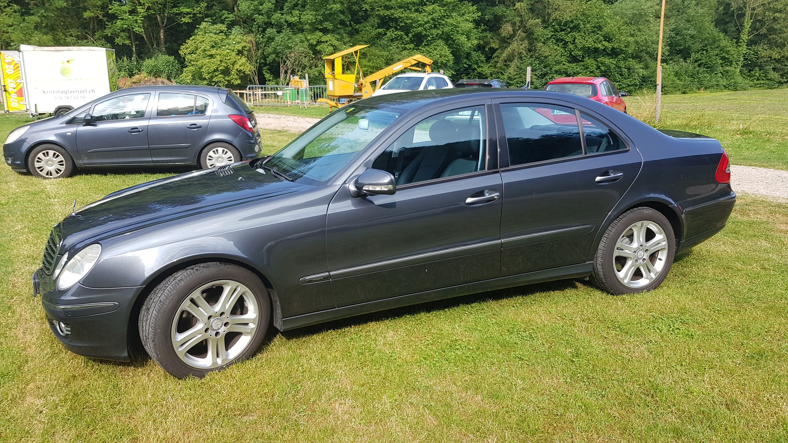 MERCEDES-BENZ E 220 CDI