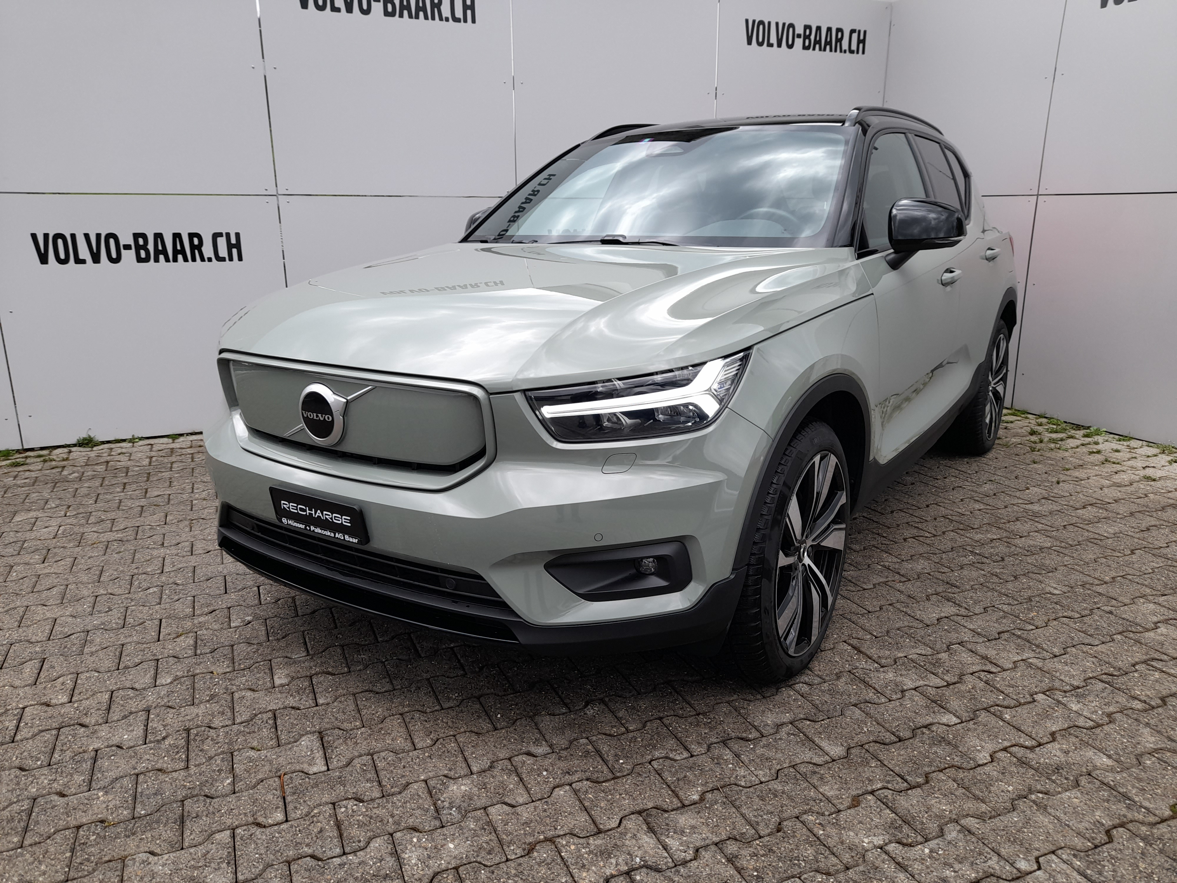 VOLVO XC40 P8 Twin R-Design AWD