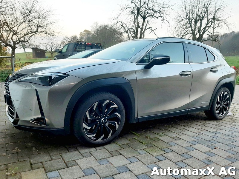 LEXUS UX 250h Limited