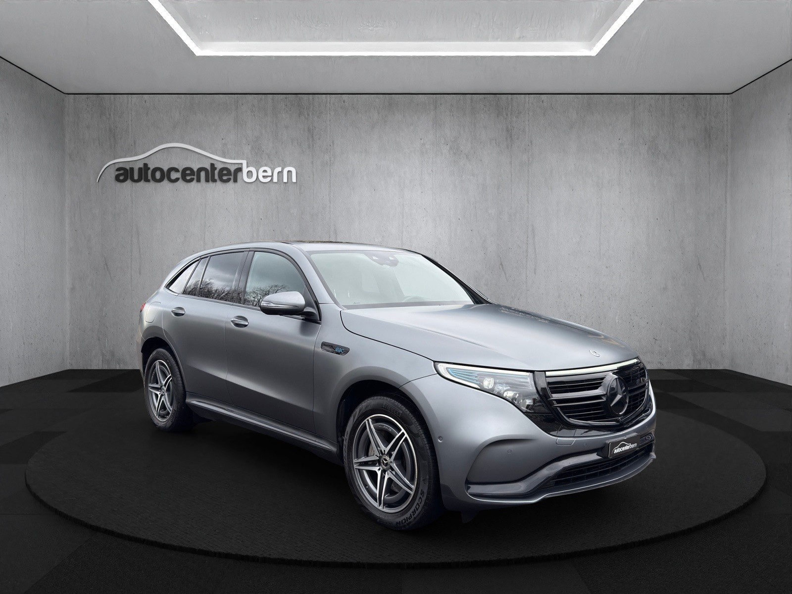 MERCEDES-BENZ EQC 400 AMG Line 4Matic