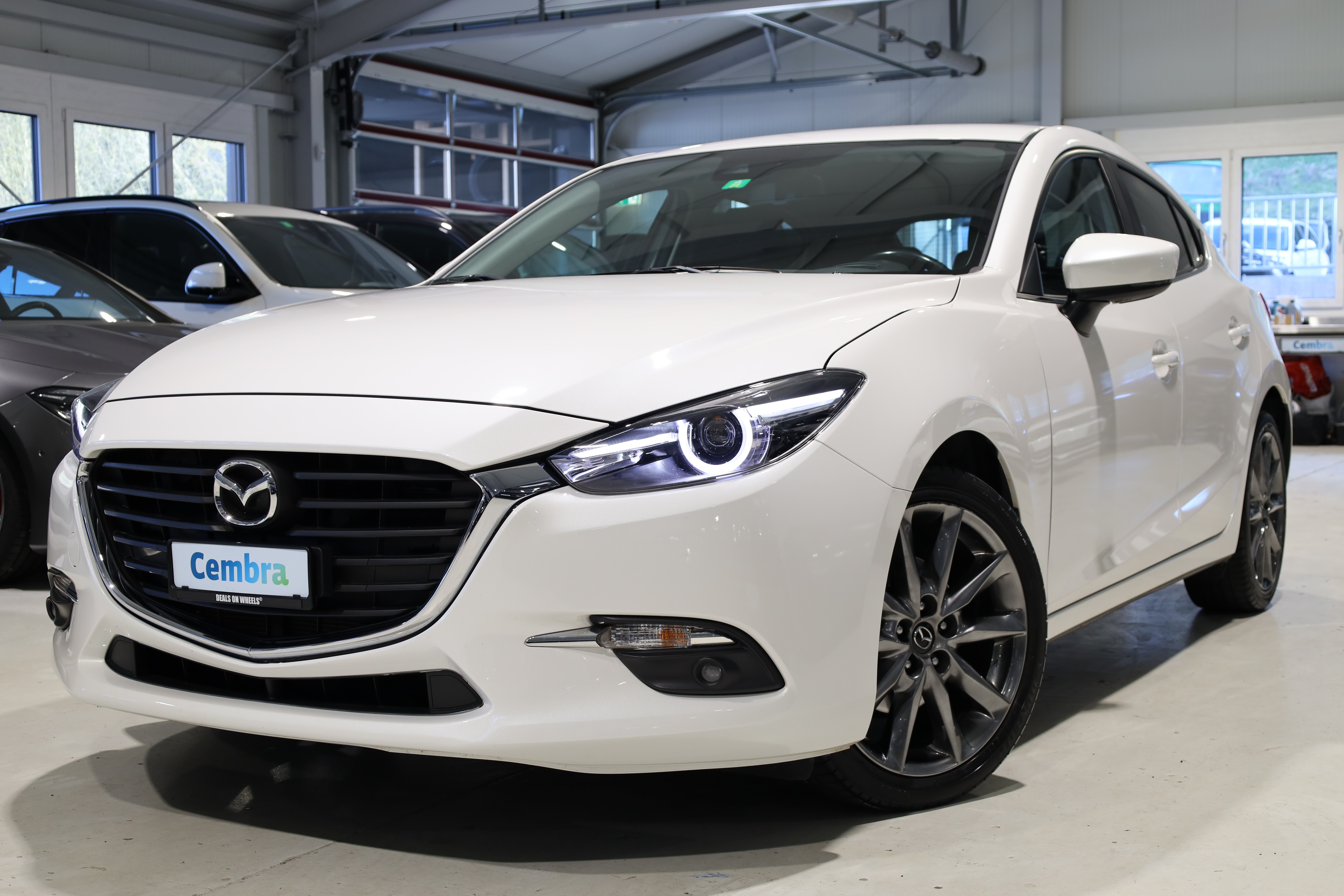 MAZDA 3 SKYACTIV-G 120 Revolution Automat