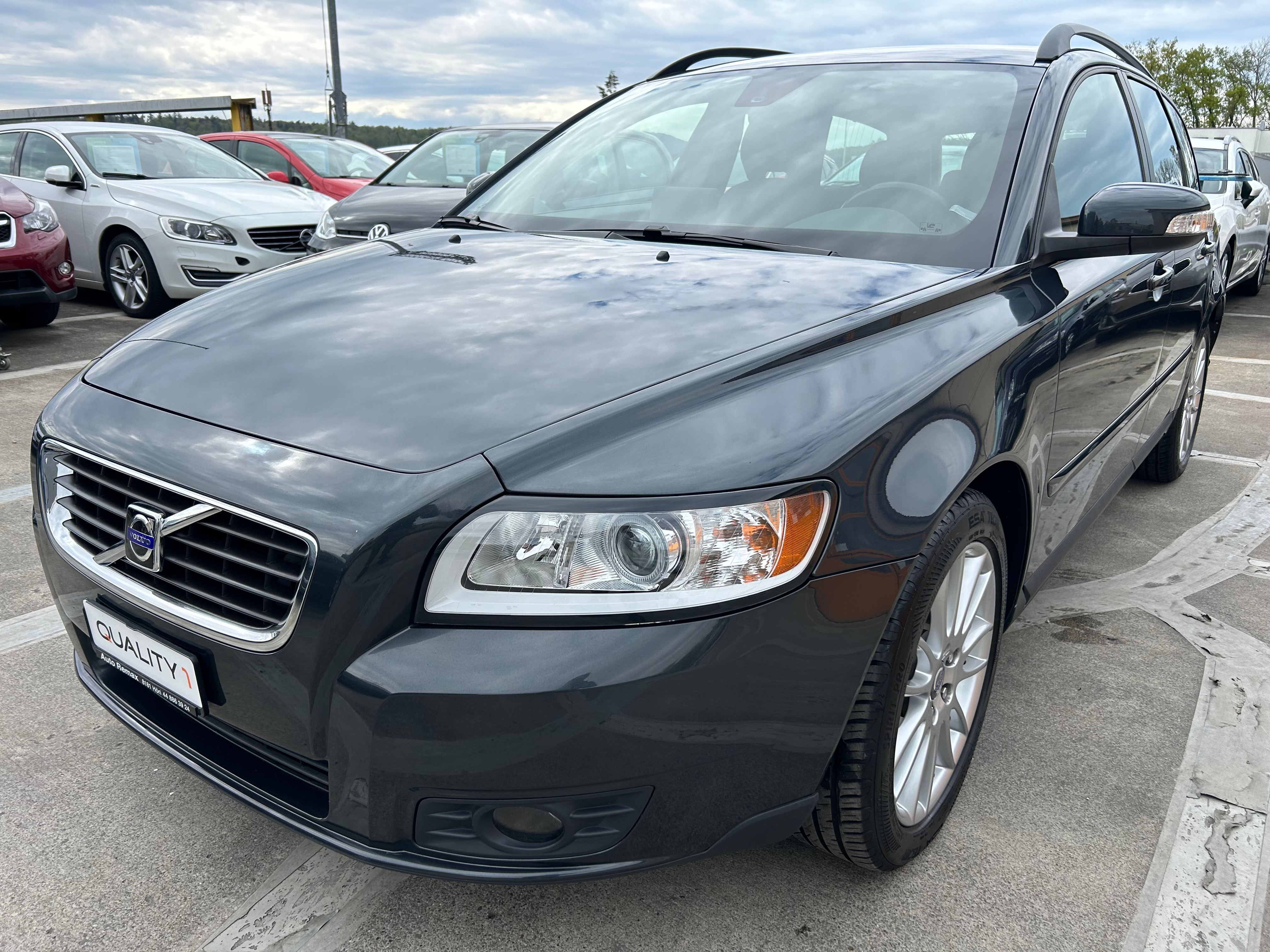 VOLVO V50 2.0 Kinetic