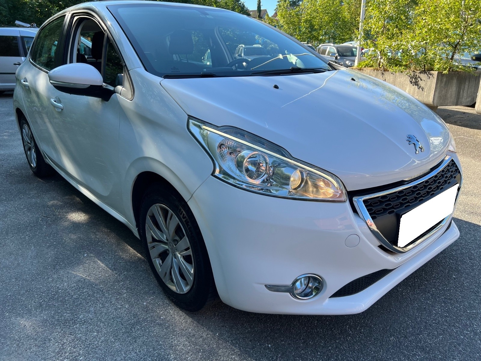 PEUGEOT 208 1.6 e-HDI Active