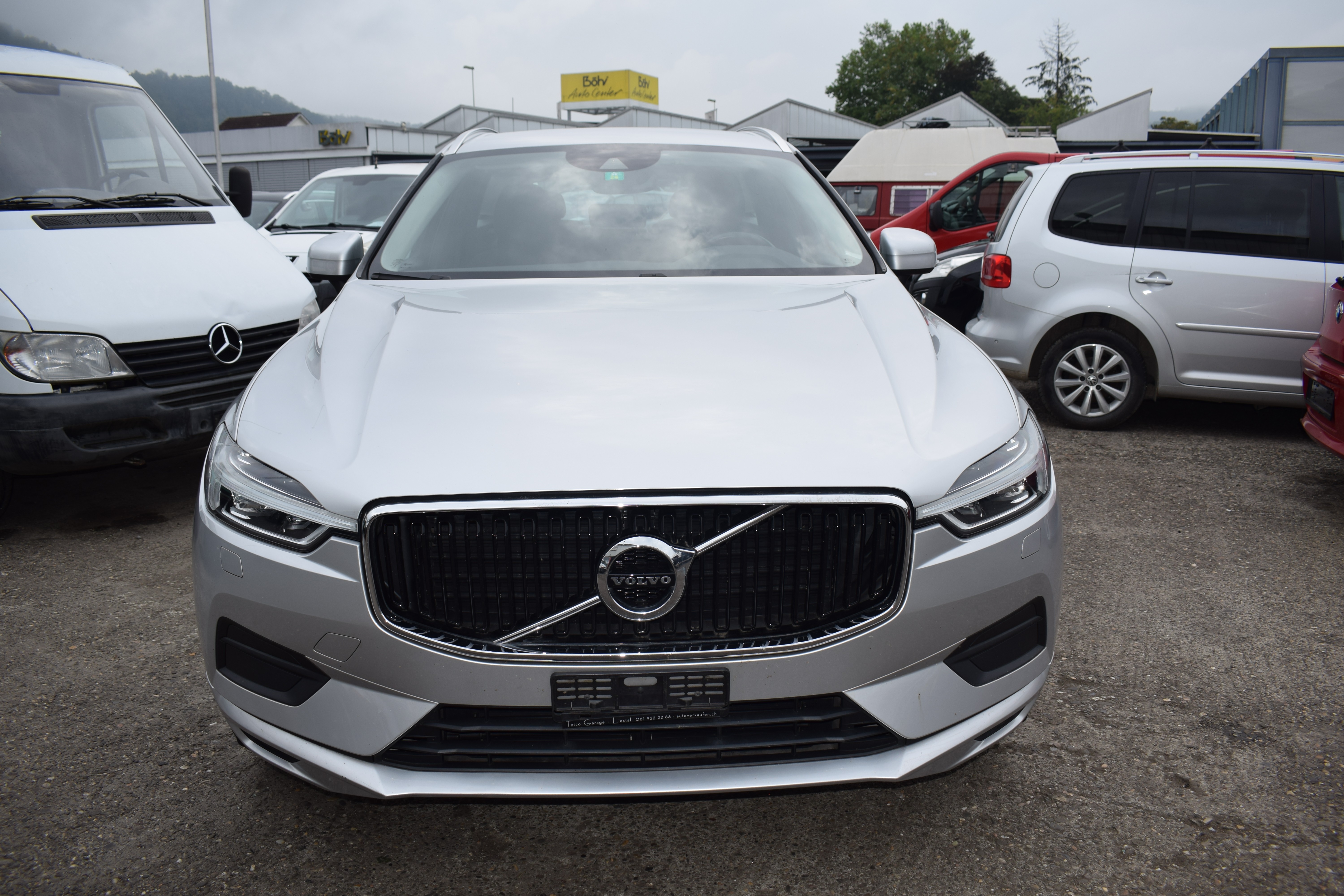 VOLVO XC60 D4 AWD Momentum Geartronic