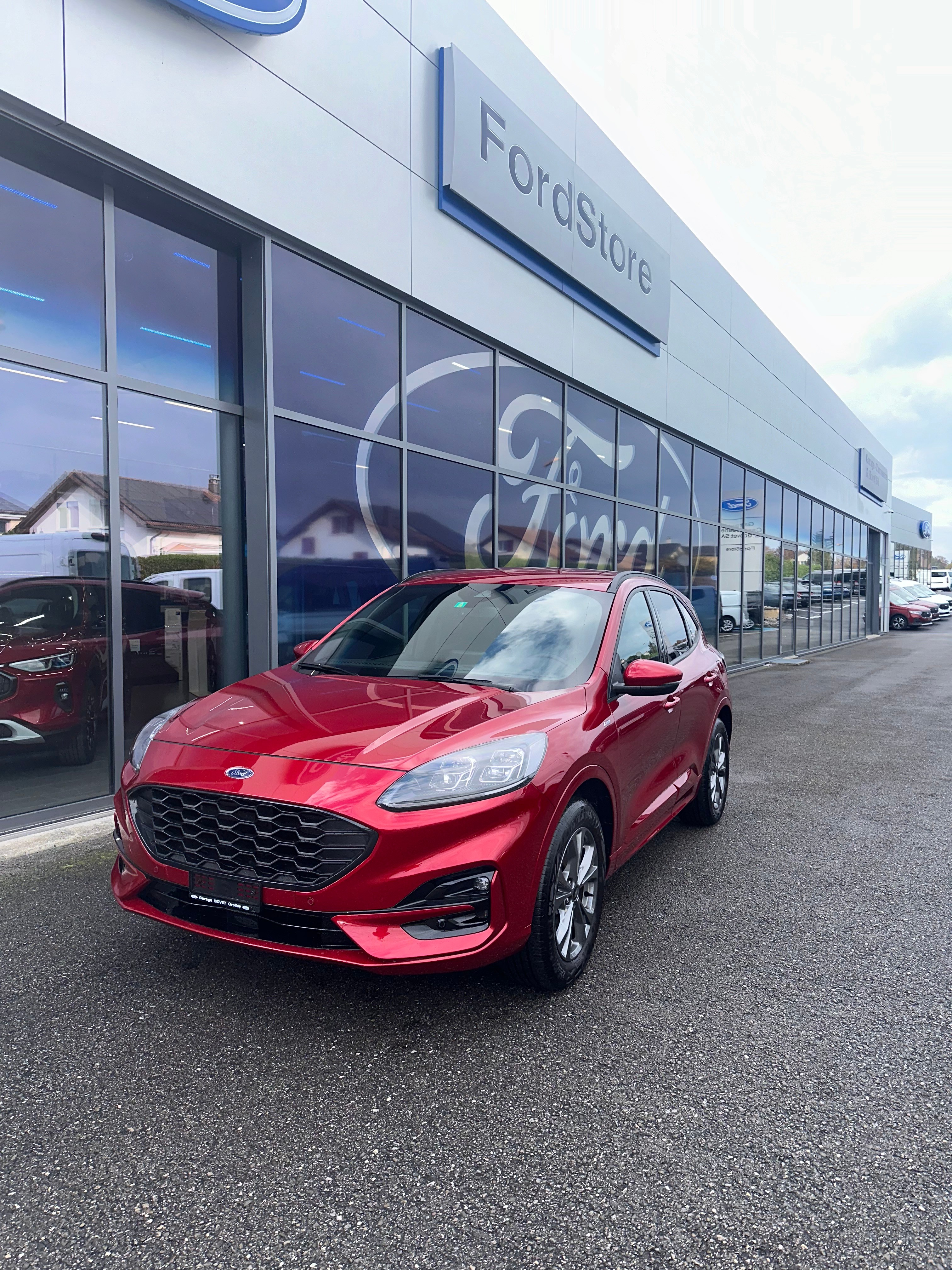 FORD Kuga 2.5 Hybrid ST-Line X 4x4