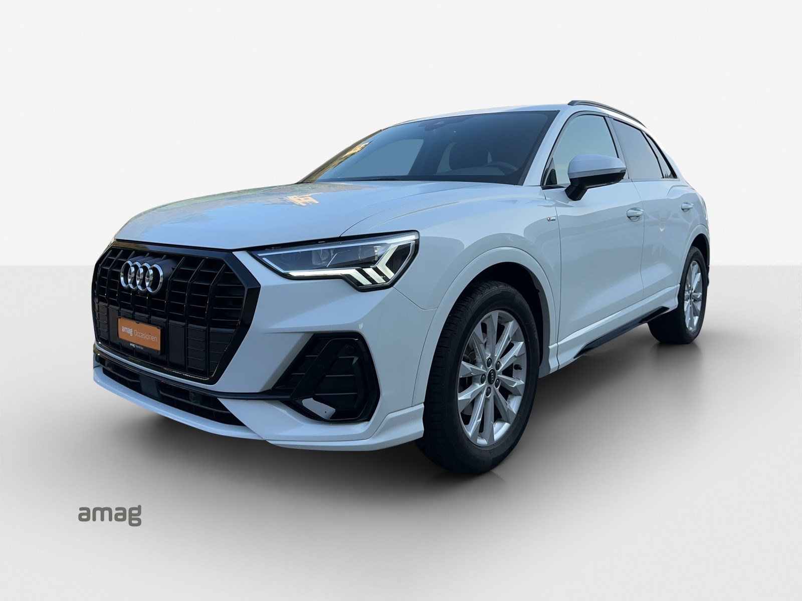 AUDI Q3 35 TFSI S line Attraction S-tronic