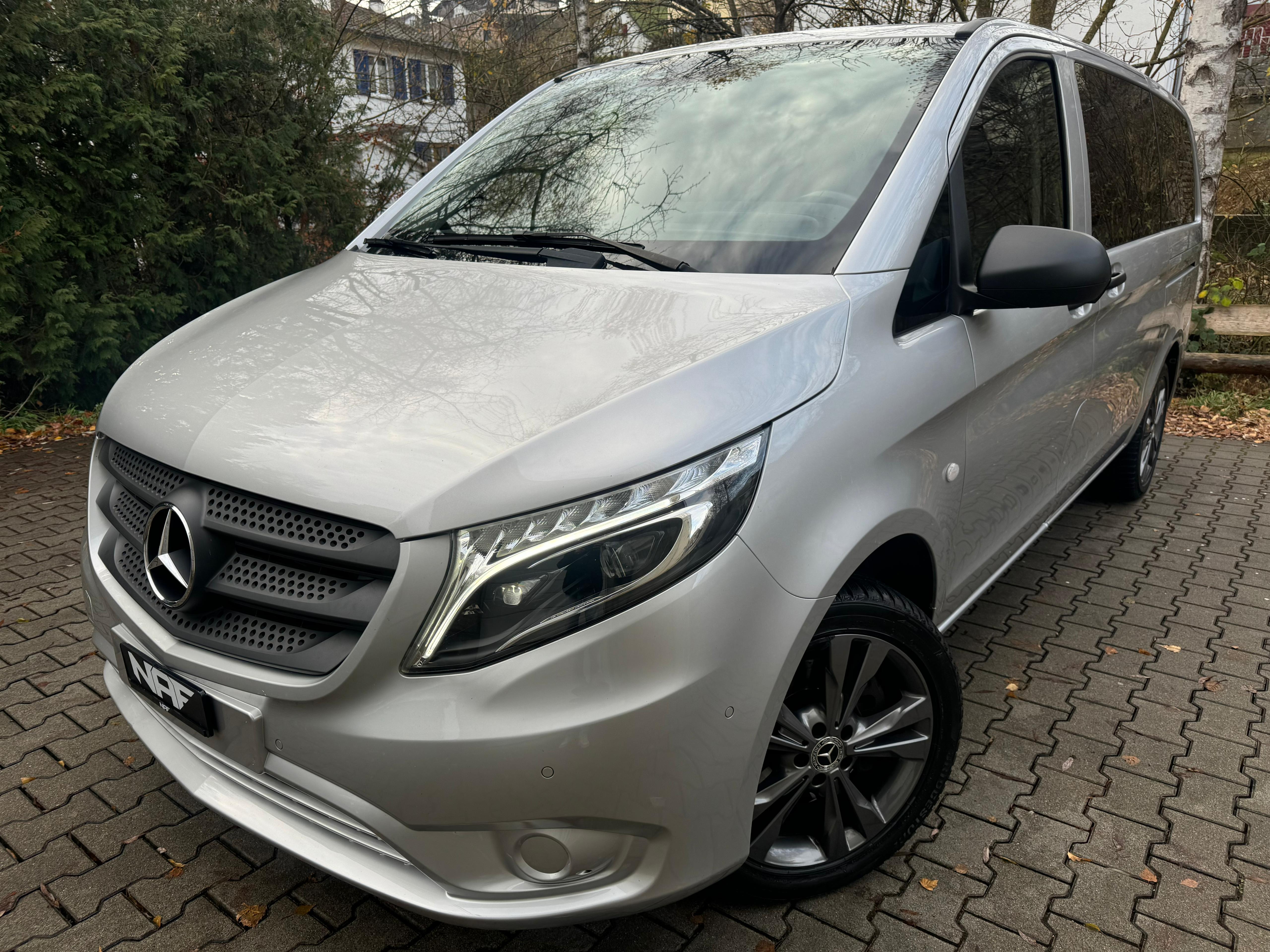 MERCEDES-BENZ Vito 116 BlueTec Tourer Select L 4Matic 7G-Tronic