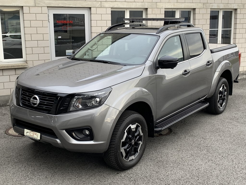 NISSAN Navara 2.3 dCi Double Cab N-Guard