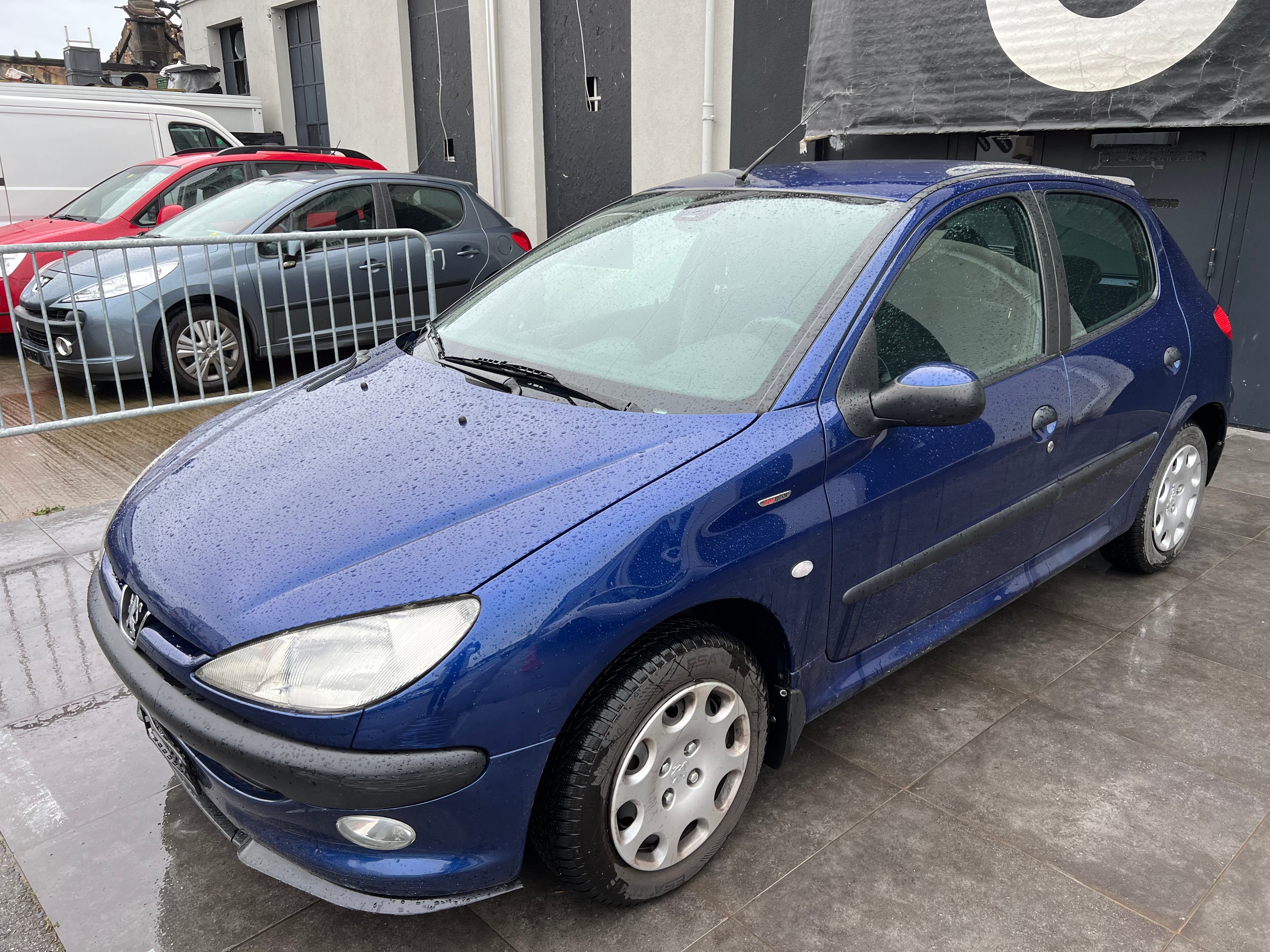 PEUGEOT 206 1.4 XT