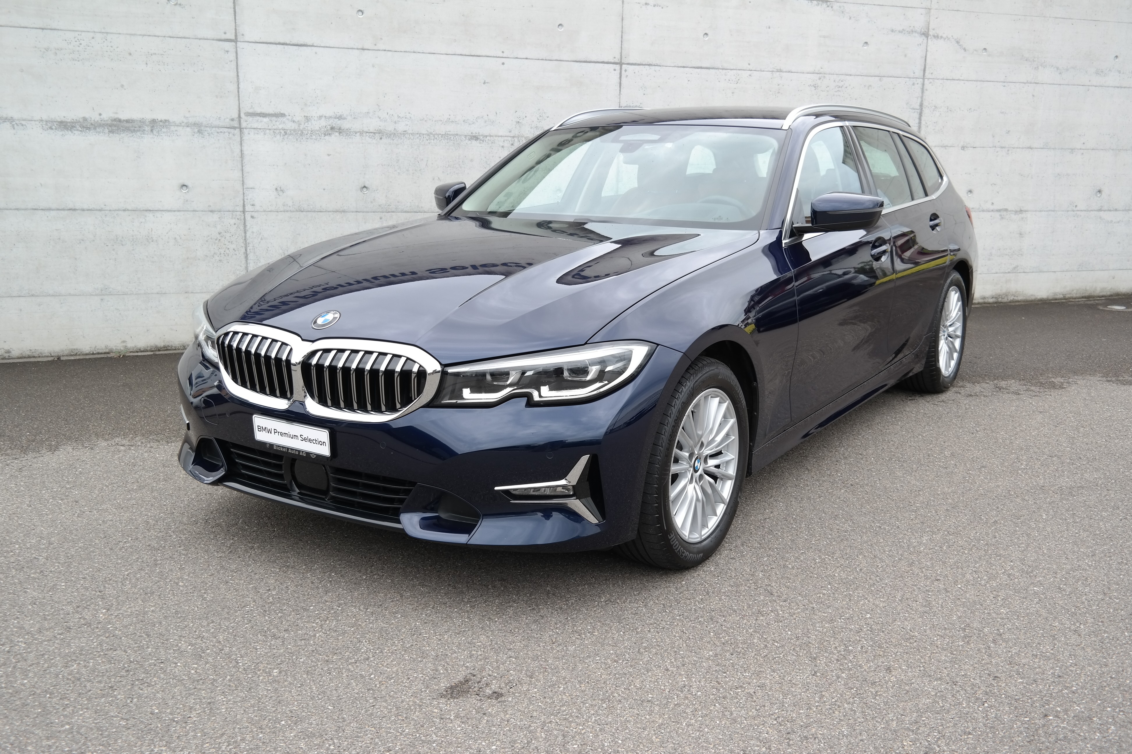 BMW 320i Touring