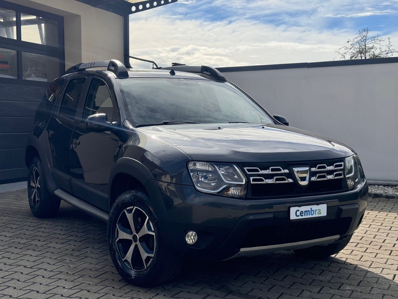 DACIA Duster 1.2 T Urban Explorer 4x4 / RUFEN SIE AN UND ERHALTEN SIE DEN BLACKWEEKPREIS****