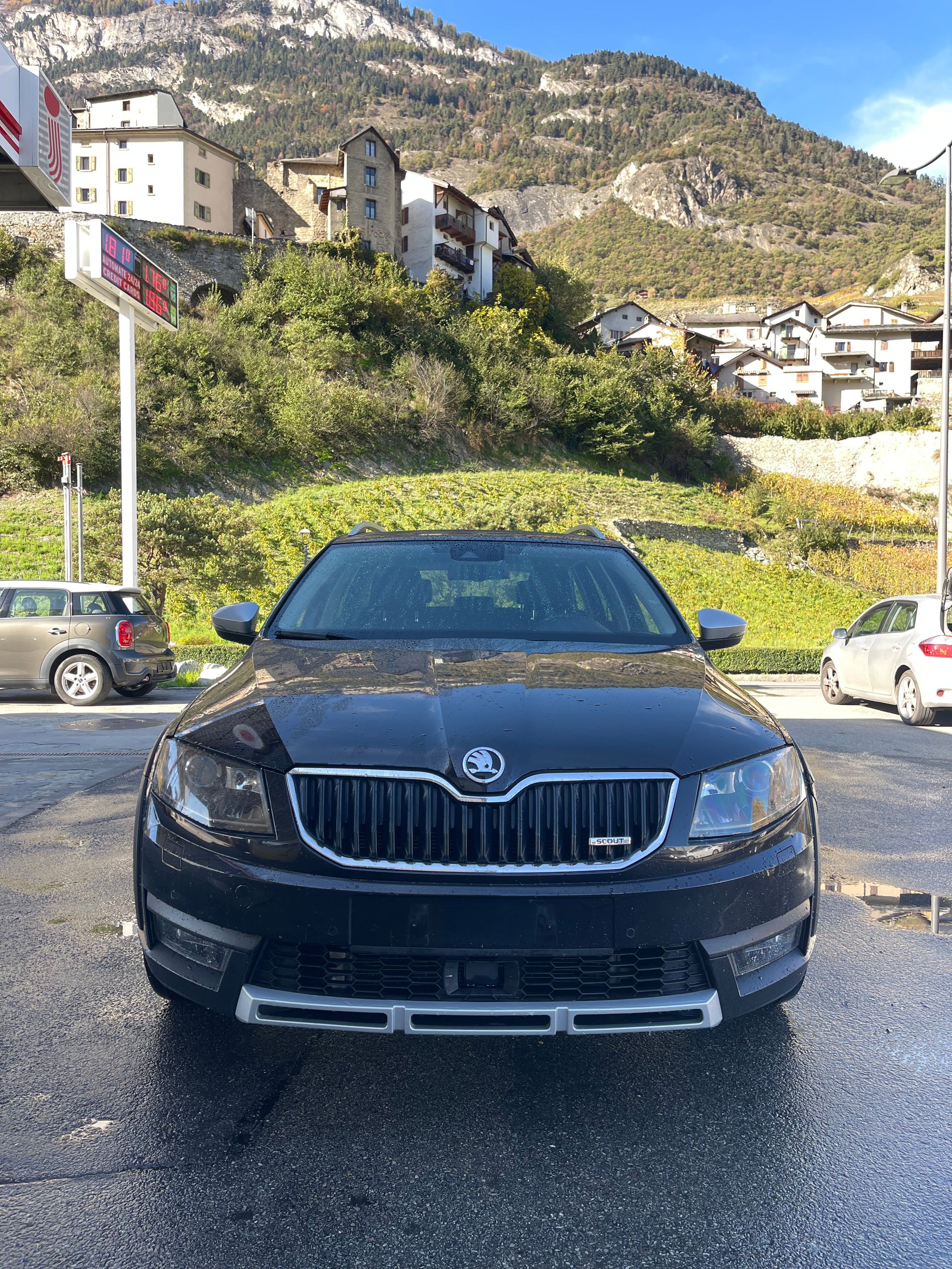 SKODA Octavia Combi 2.0 TDI Scout 4x4 DSG