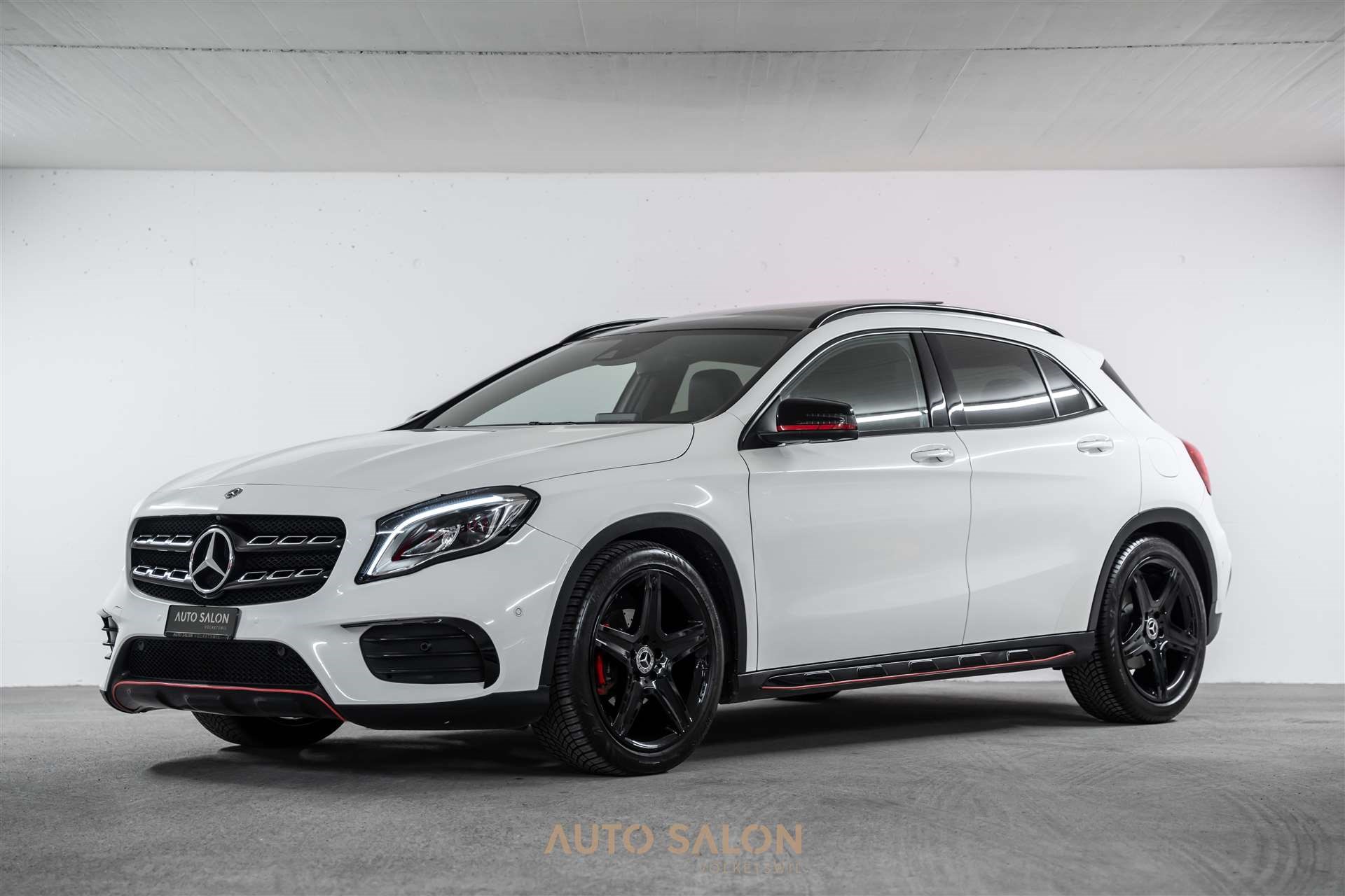 MERCEDES-BENZ GLA 200 d AMG Line 7G-DCT