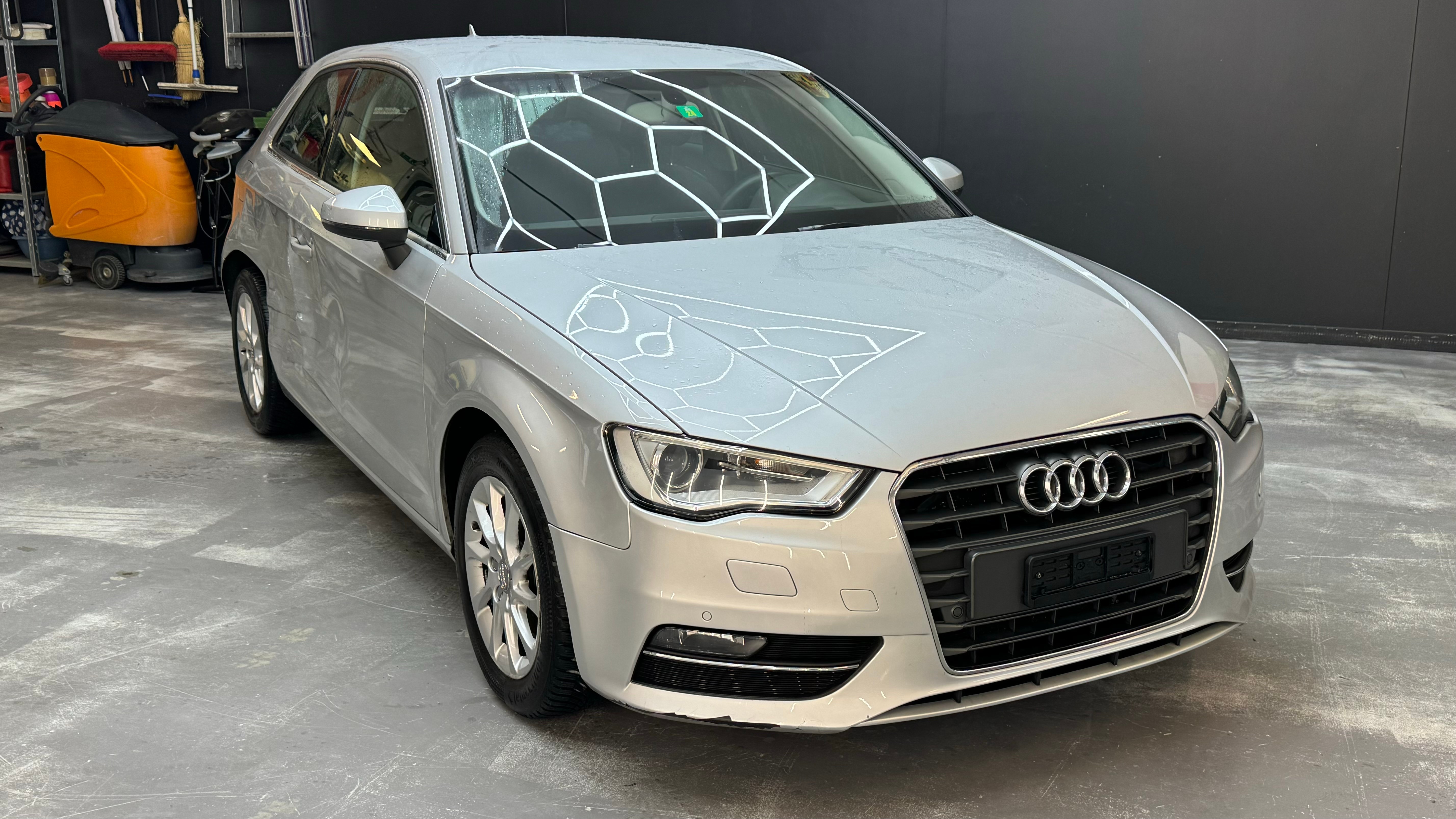 AUDI A3 2.0 TDI Attraction