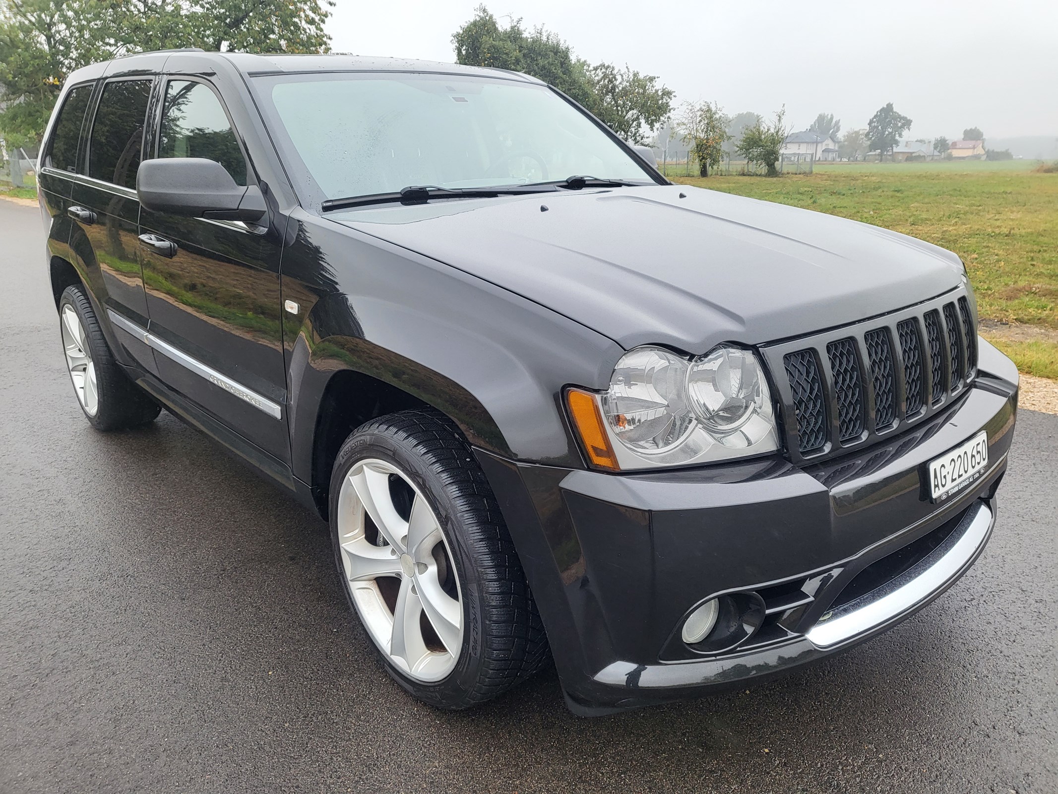 JEEP Grand Cherokee 6.1 HEMI SRT8 Automatic