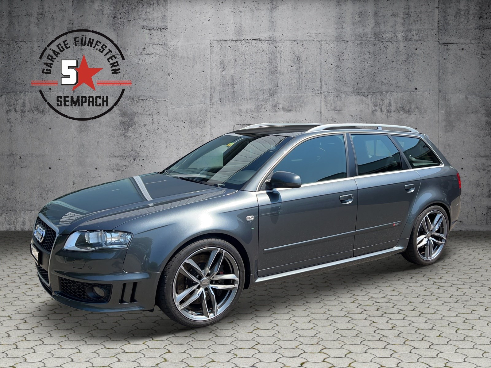 AUDI RS4 Avant 4.2 V8 quattro