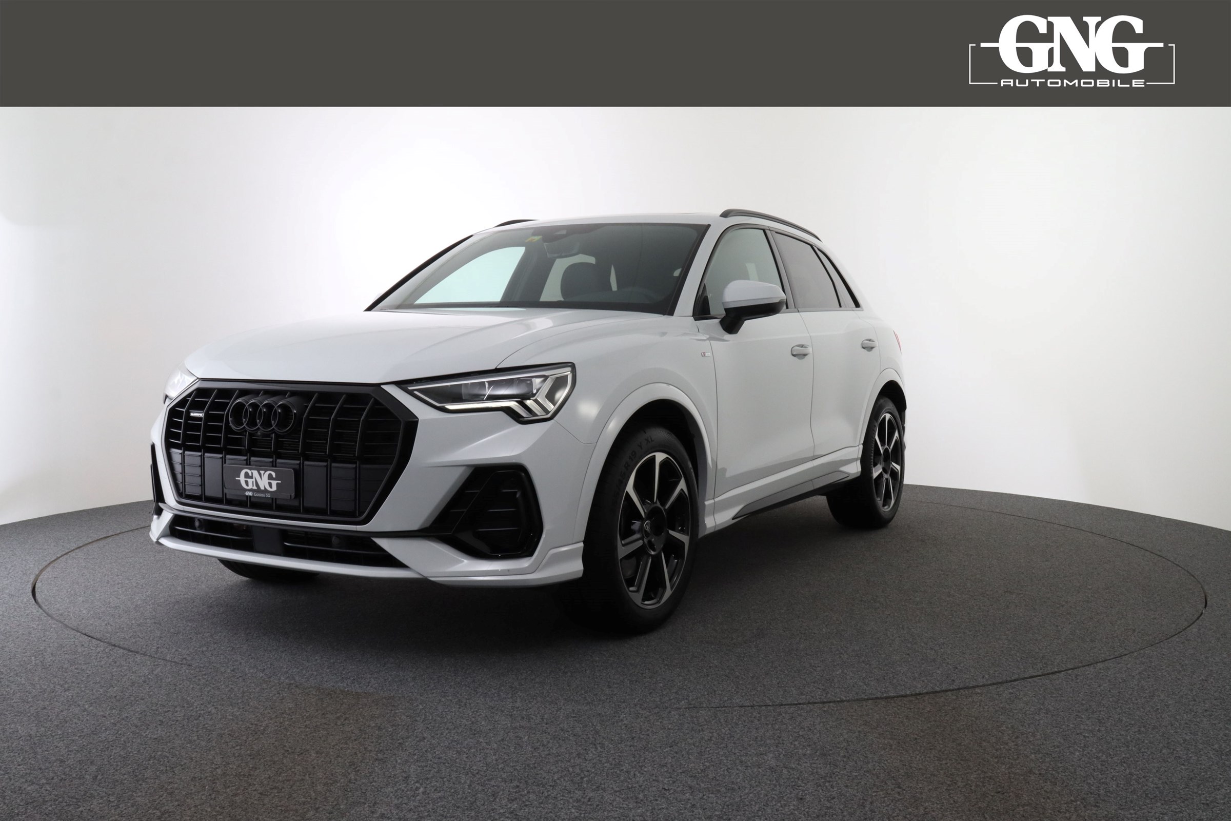 AUDI Q3 45 TFSI S line quattro S-tronic