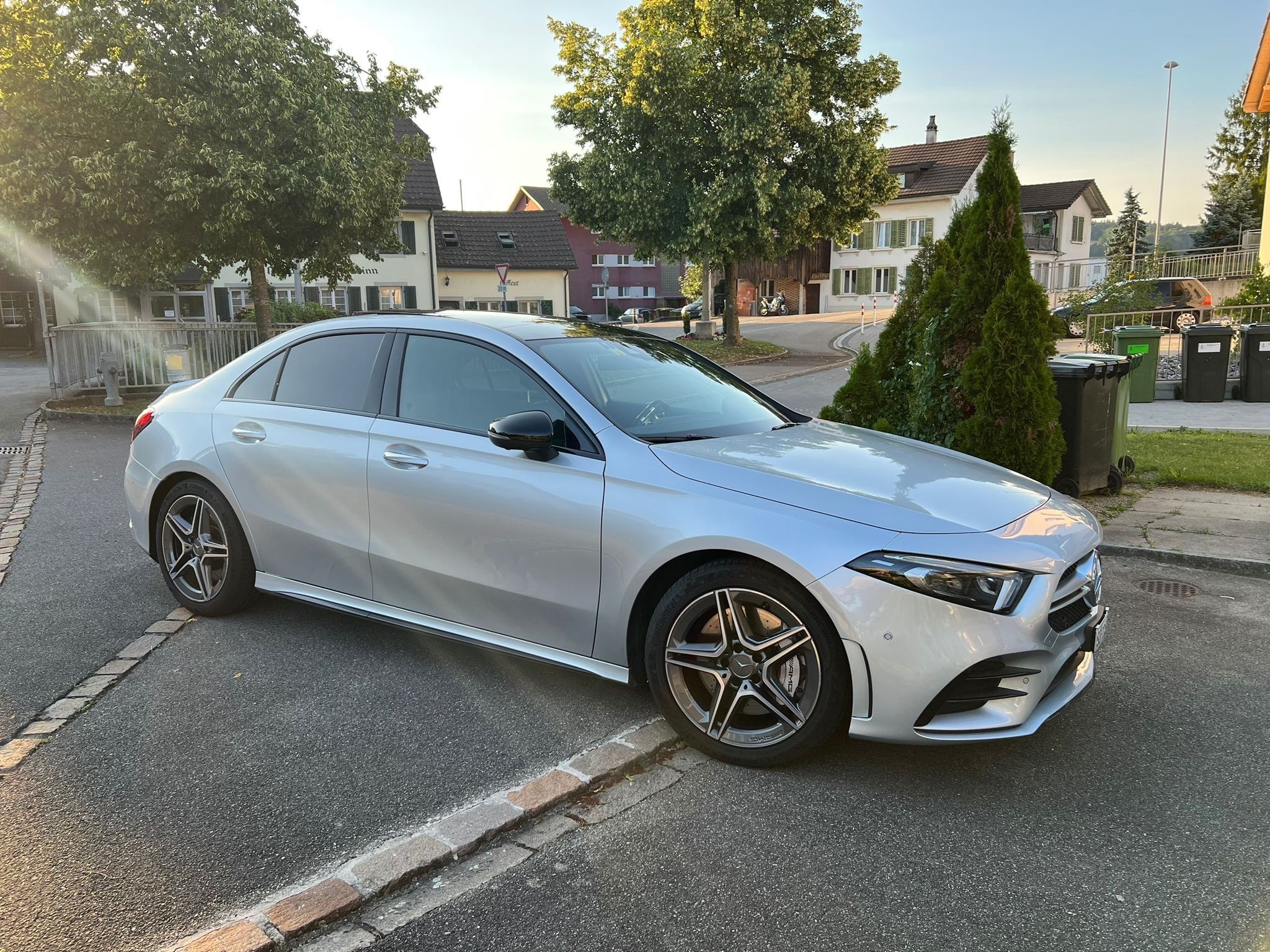 MERCEDES-BENZ A 35 AMG 4Matic Speedshift