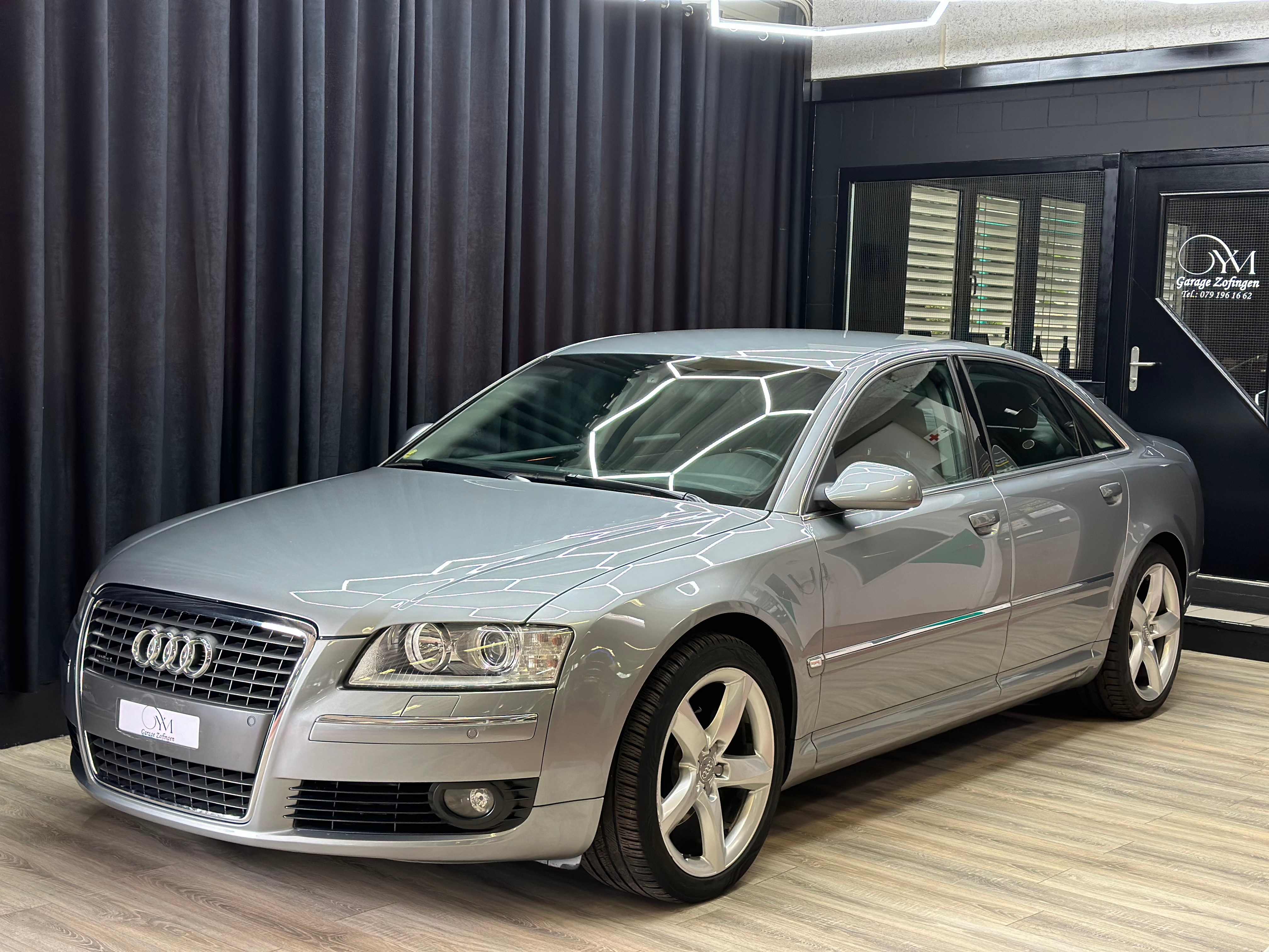 AUDI A8 3.0 TDI quattro tiptronic ERST 86.000KM