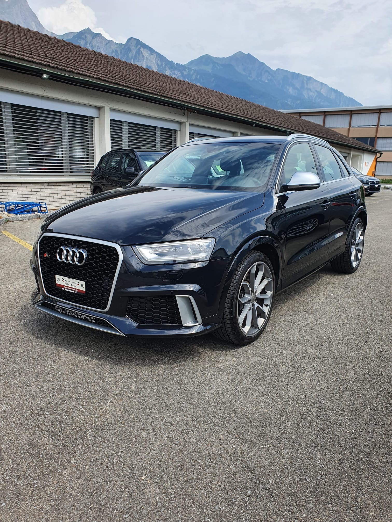 AUDI RS Q3 2.5 TFSI quattro S-tronic