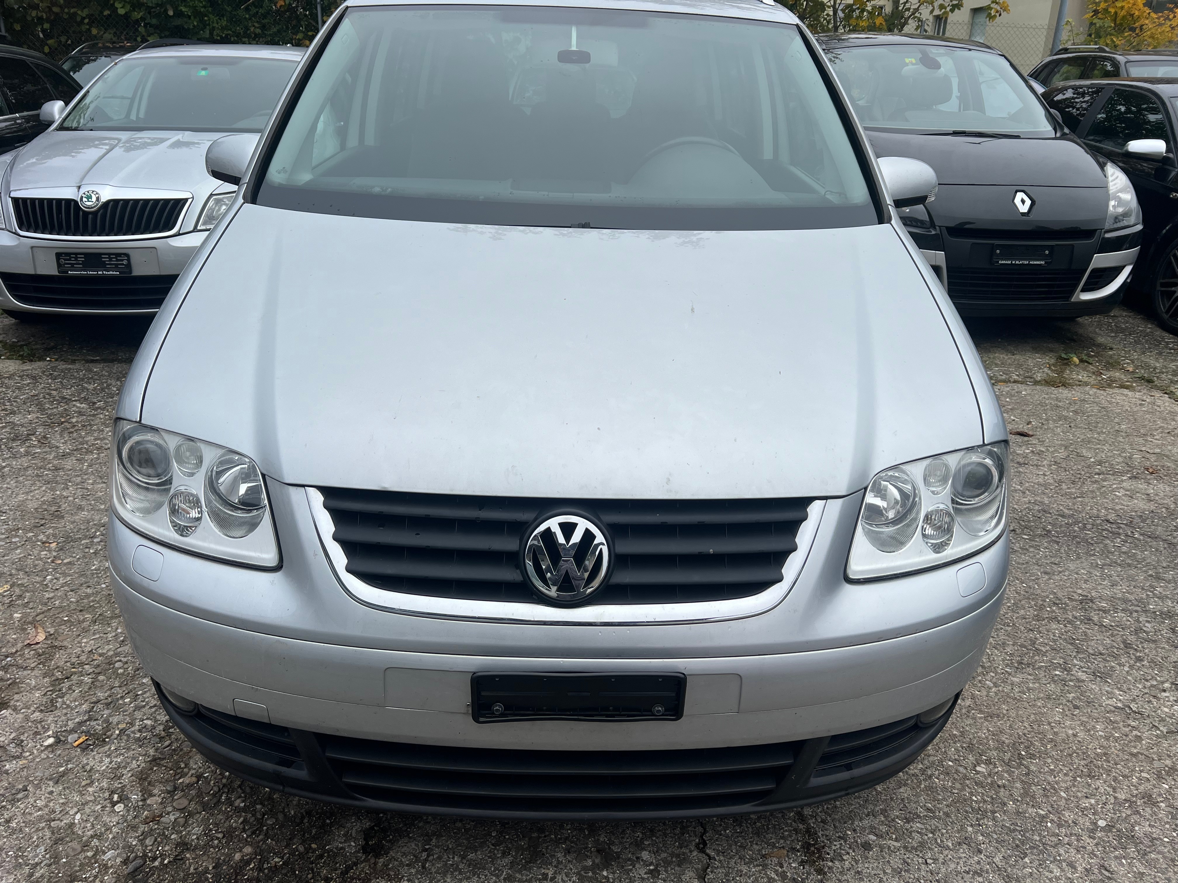 VW Touran 2.0 TDI Trendline Traveller