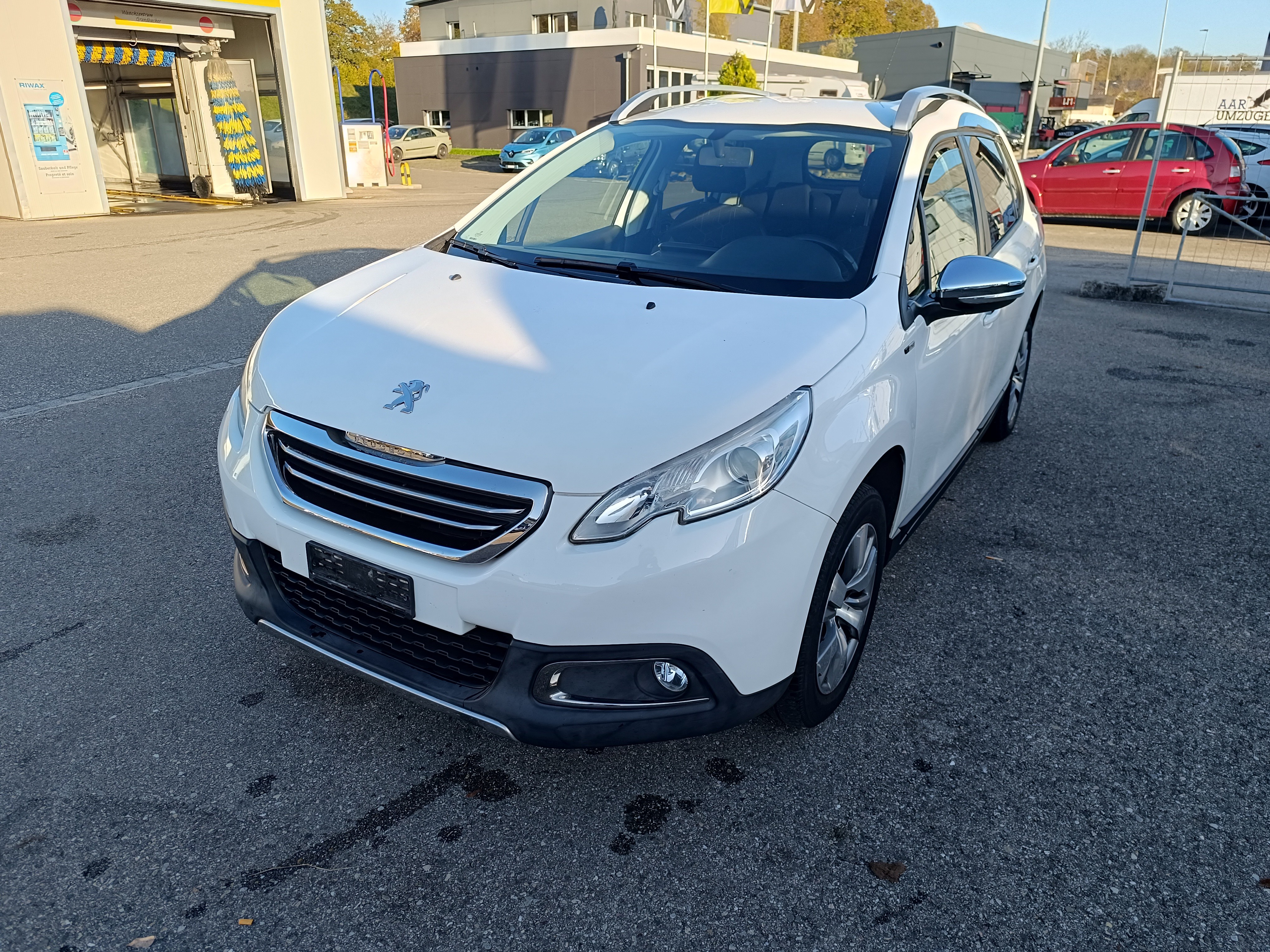 PEUGEOT 2008 1.2 VTI Style