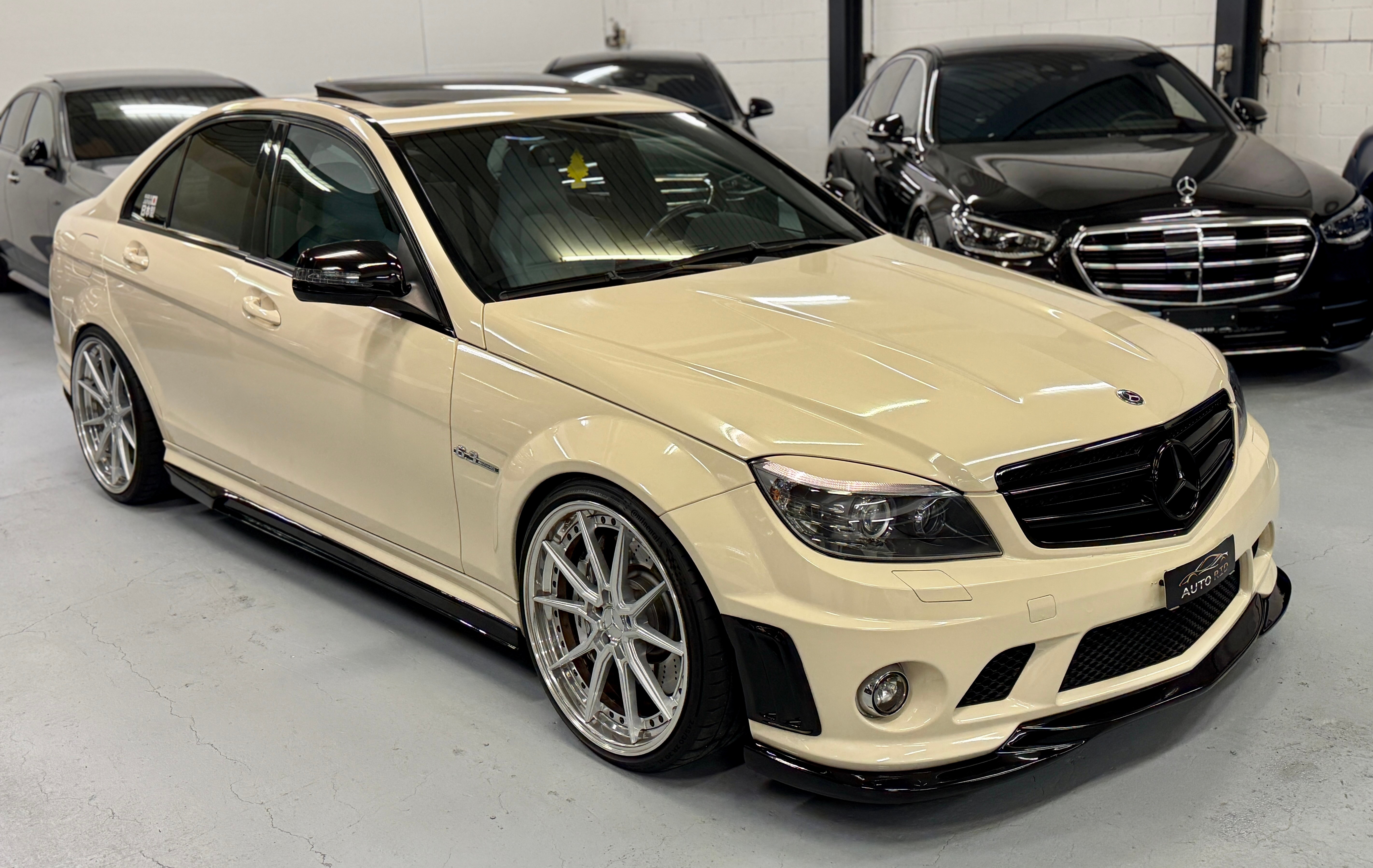 MERCEDES-BENZ C 63 AMG Avantgarde 7G-Tronic