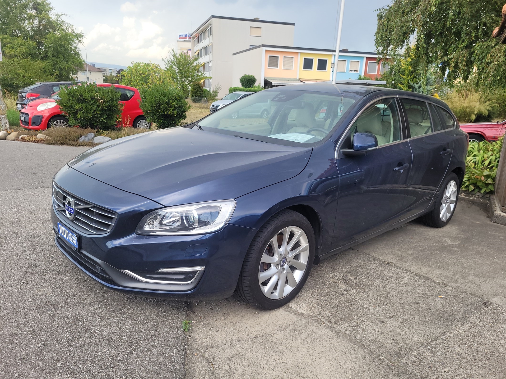 VOLVO V60 D5 AWD Summum Geartronic