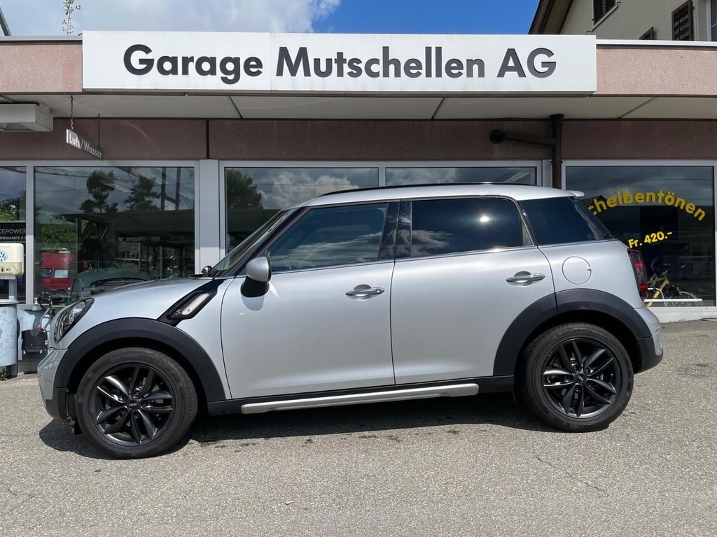 MINI COUNTRYMAN 5-Sitzer Cooper SD 143PS ALL4 Steptronic CH-Auto 70% unter NP