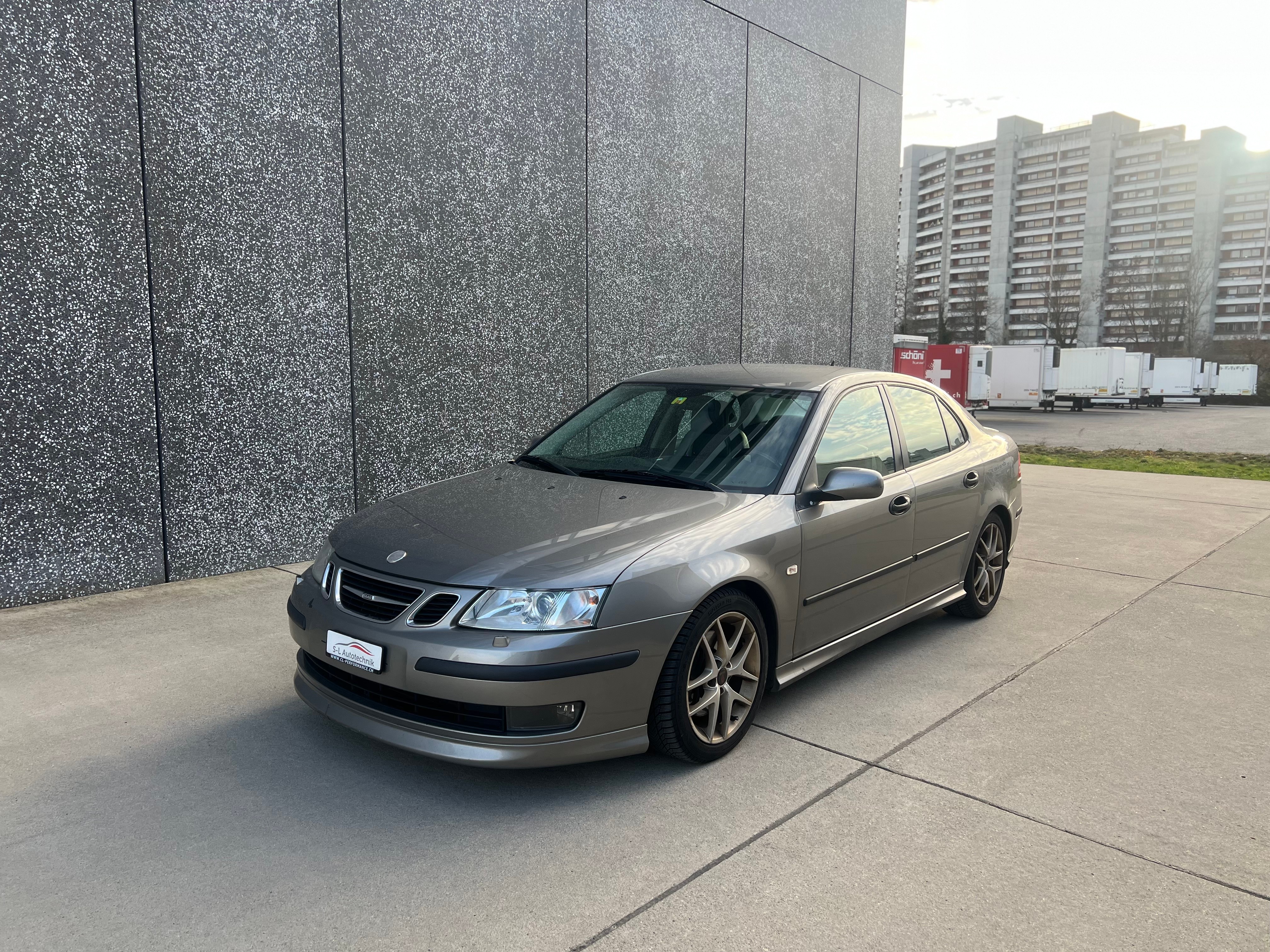 SAAB 9-3 2.0T Aero