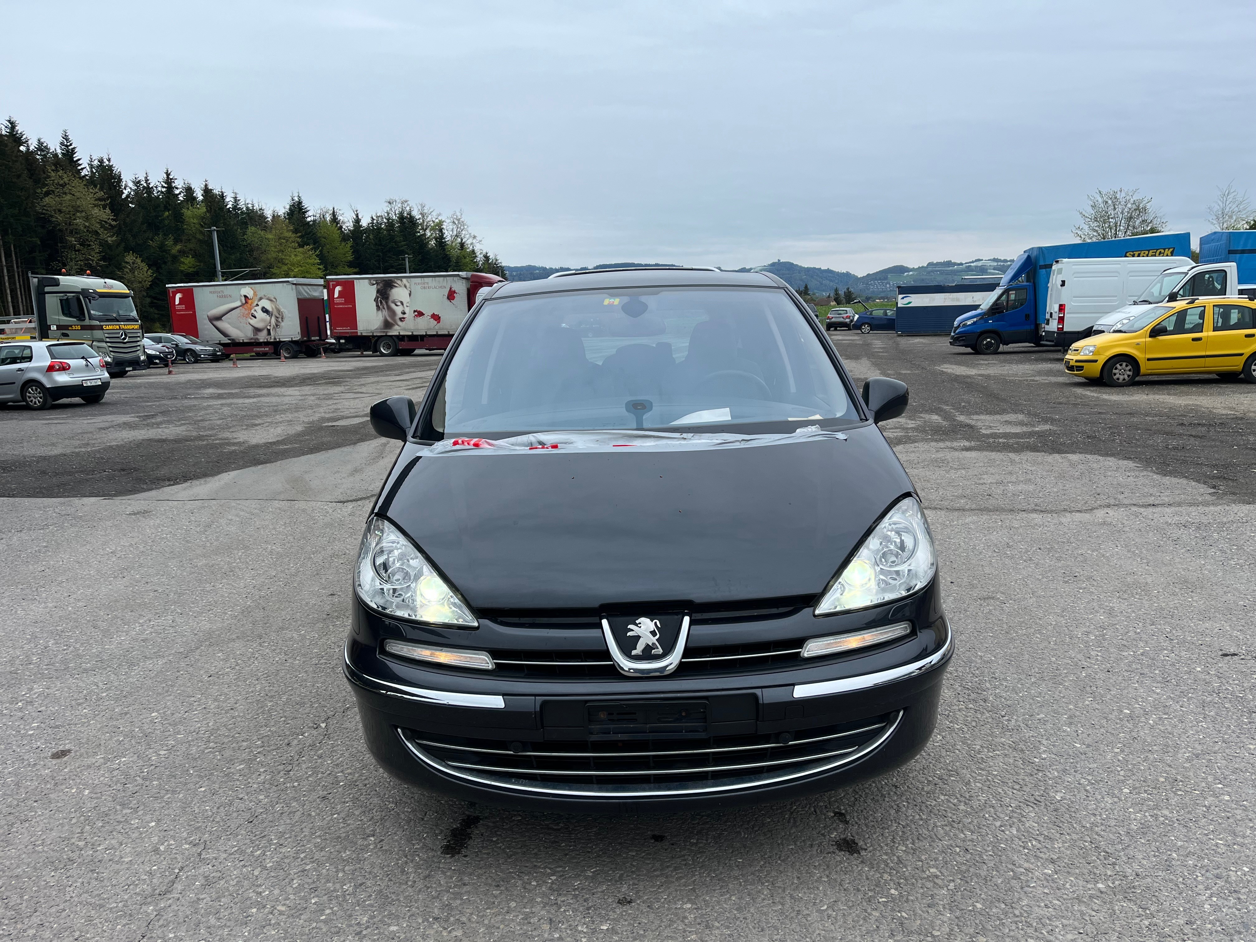 PEUGEOT 807 2.0 16V HDi Allure Tiptronic