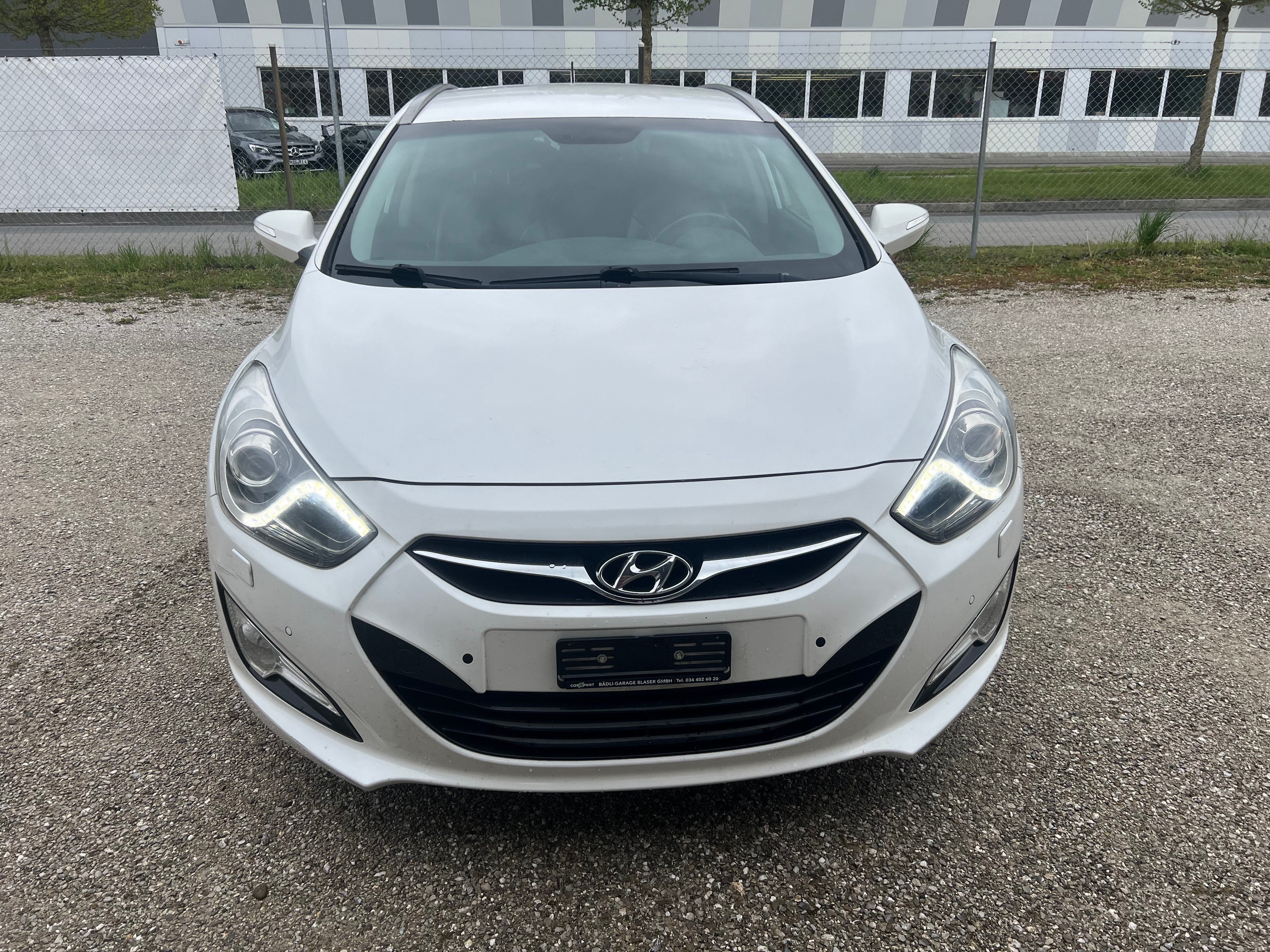 HYUNDAI i40 1.7 CRDI Premium Automatic