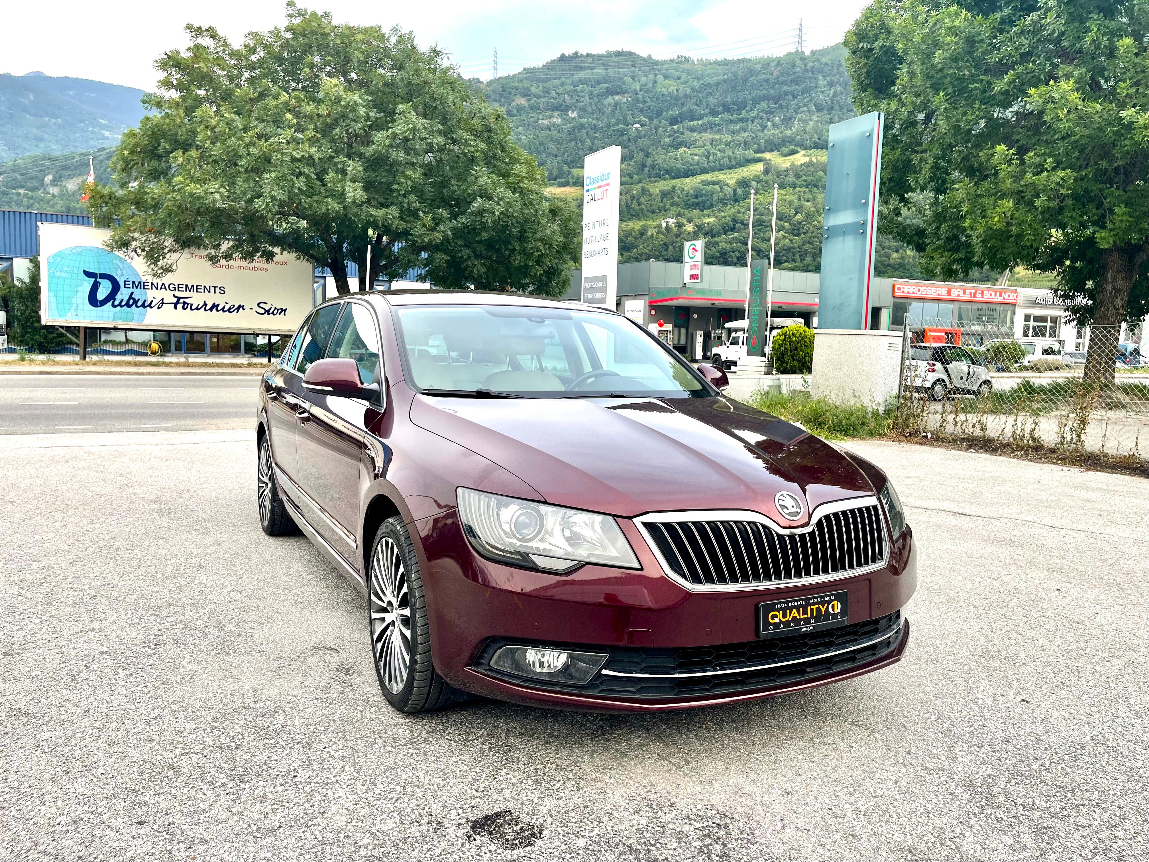 SKODA Superb 2.0 TDi Laurin & Klement 4x4 DSG