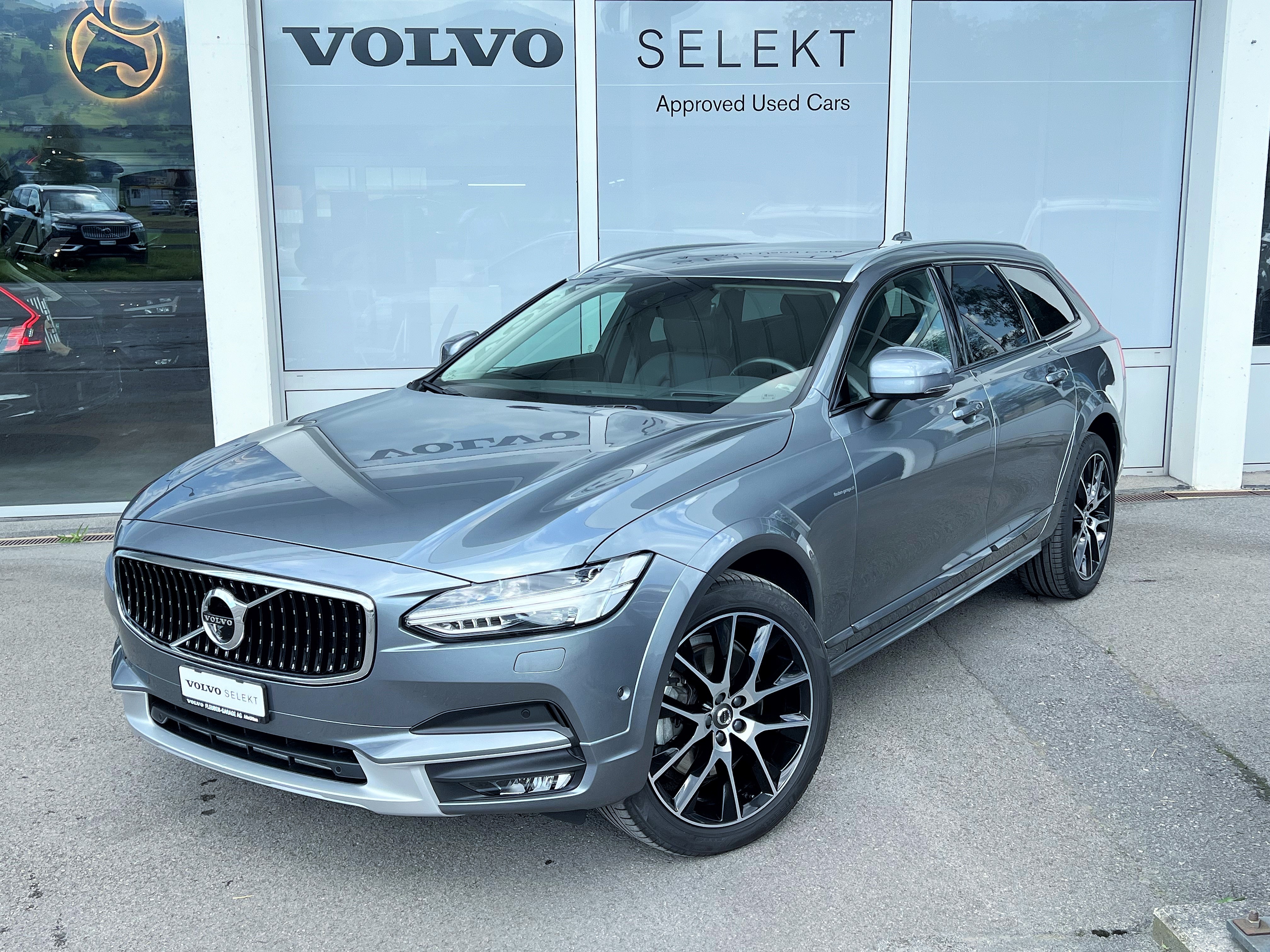 VOLVO V90 CC D5 Pro AWD