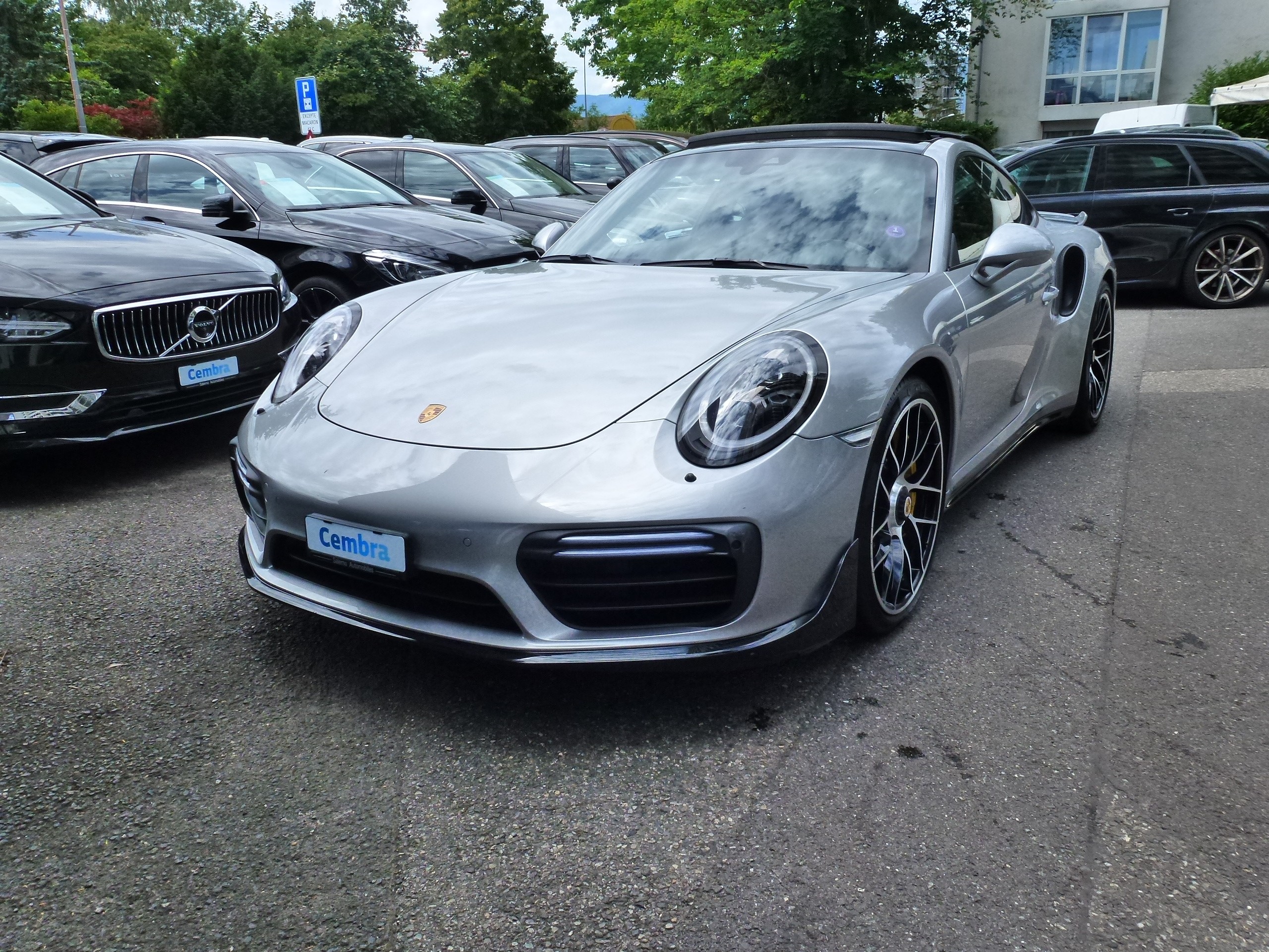 PORSCHE 911 Turbo S PDK