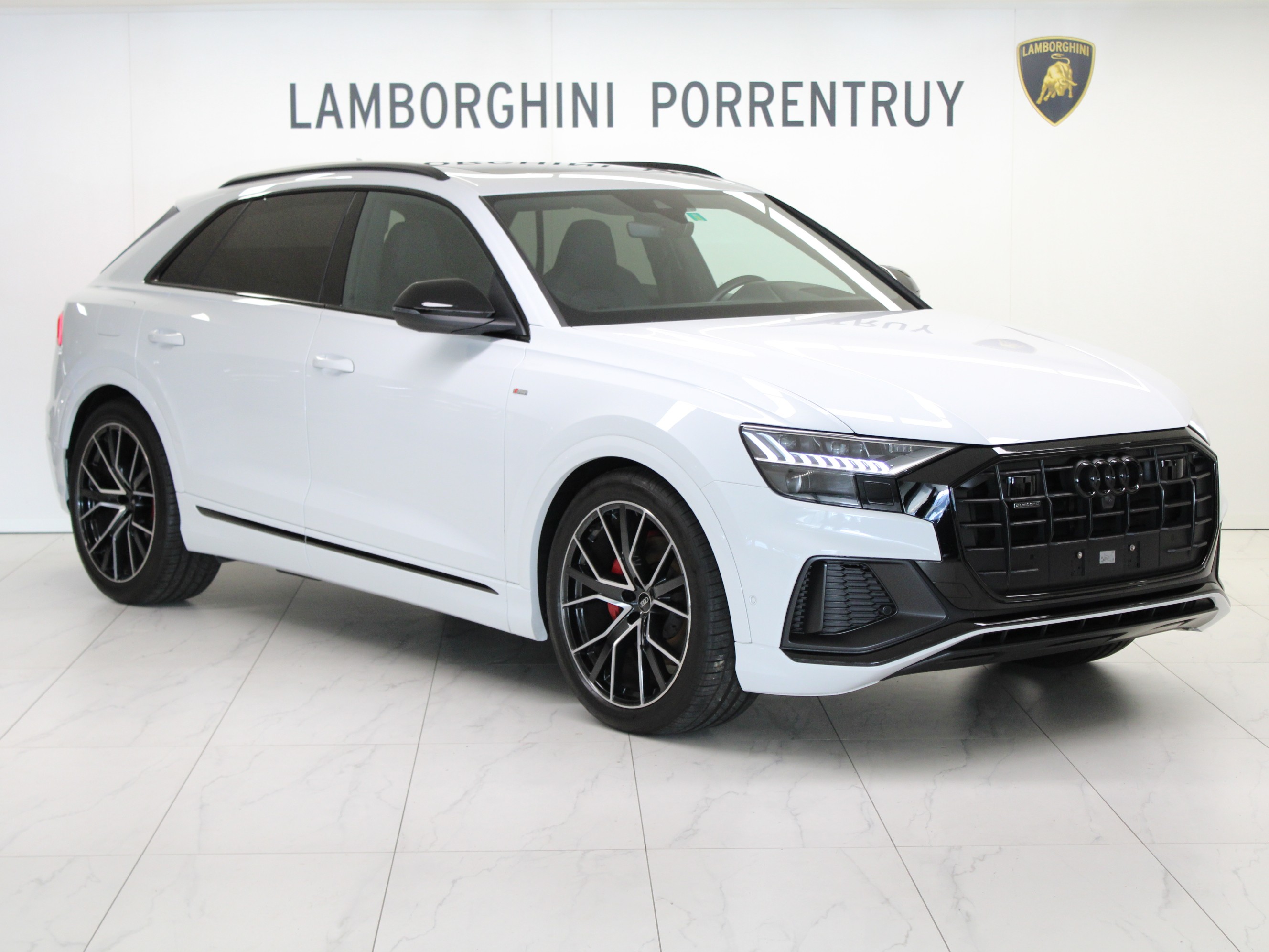 AUDI Q8 50 TDI Black Edition quattro tiptronic